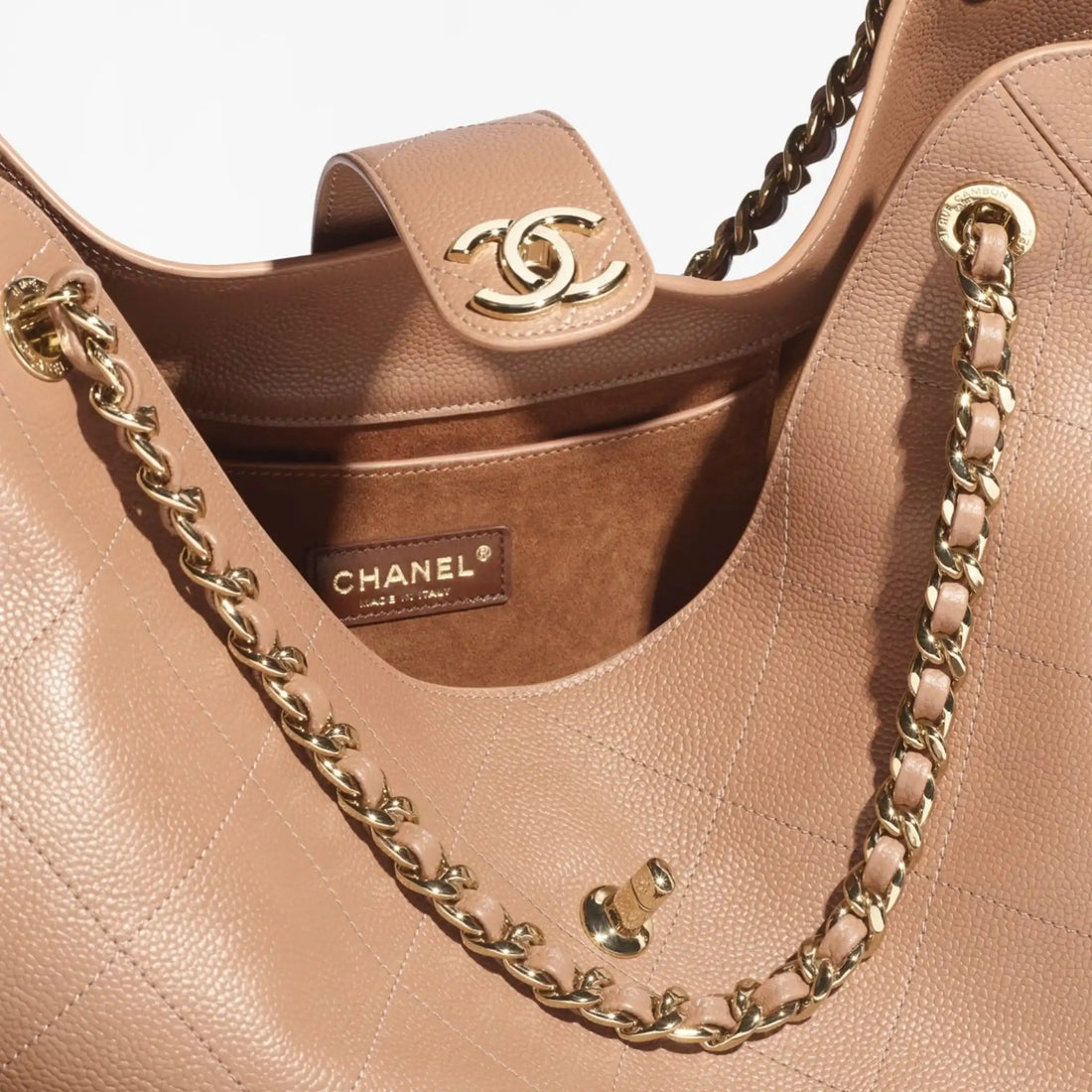 Chanel Maxi Shopping Bag Grained Calfskin & Gold Tone Metal Brown, Interior