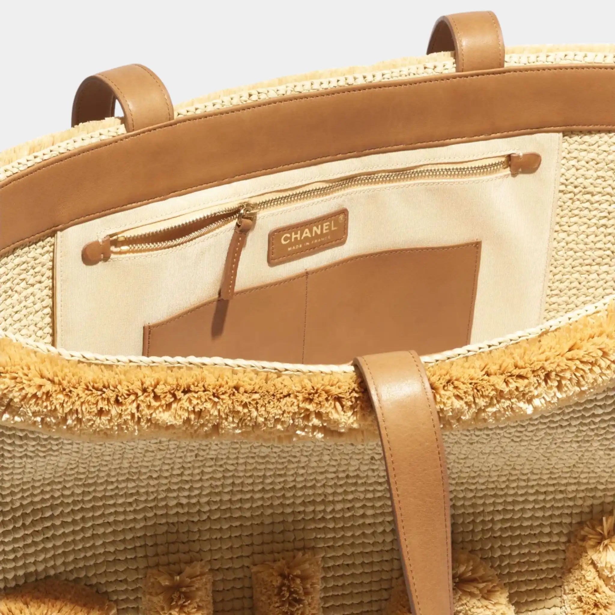 Chanel Maxi Tote Bag Braided Raffia &amp; Gold-Tone Metal Beige, Top
