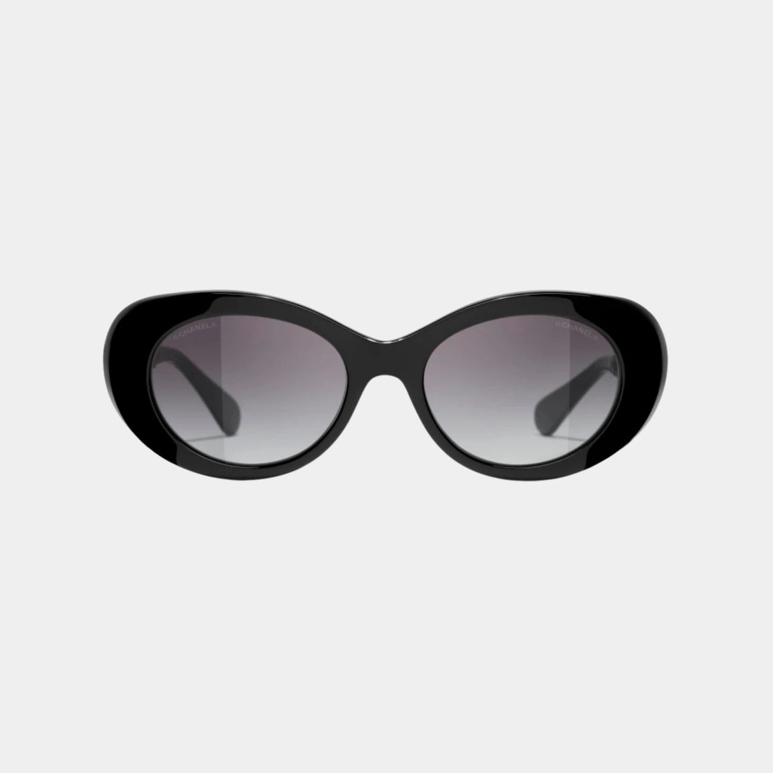 Oval Sunglasses in Acetate and Metal Frame