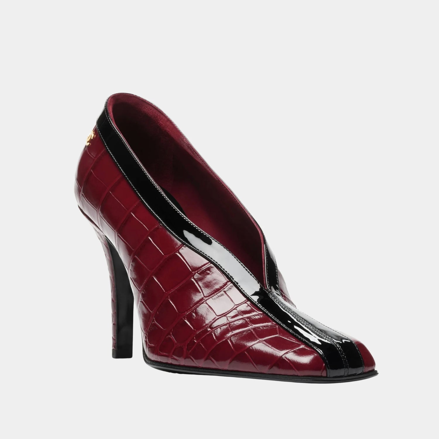 Chanel Pumps in Crocodile Embossed Calfskin &amp; Patent Calfskin, Burgundy, Black, Front