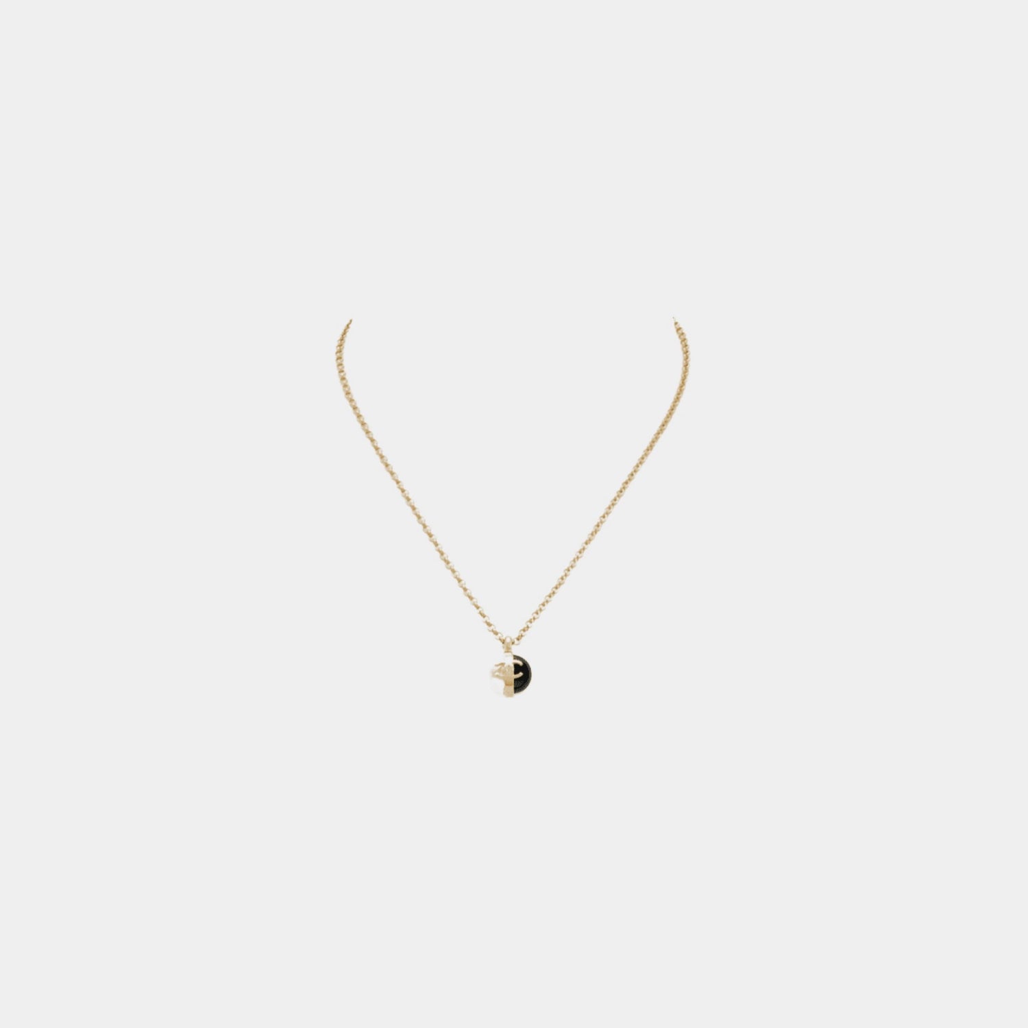 Round Pendant necklace Metal &amp; Resin Gold Black &amp; Pearly White