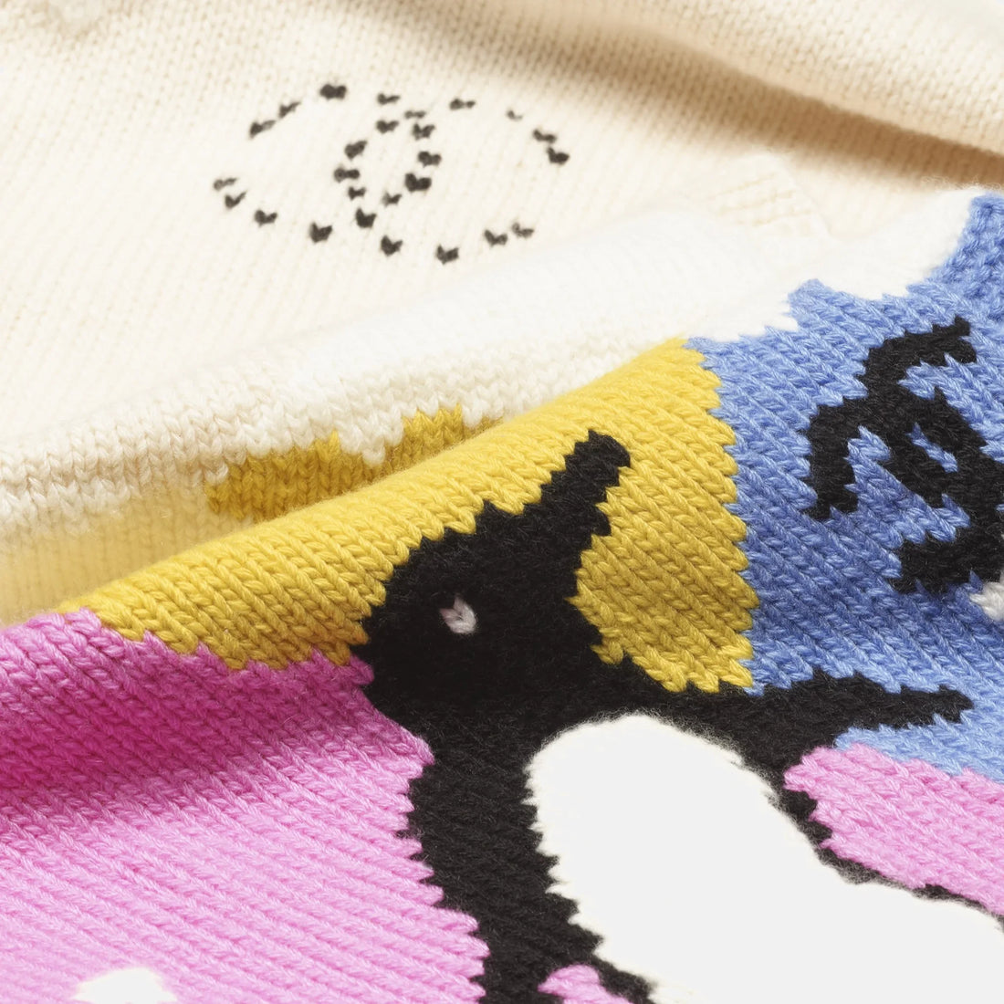 Chanel Scarf cashmere ecru and multicolour Coco Neige 2026 penguin detail