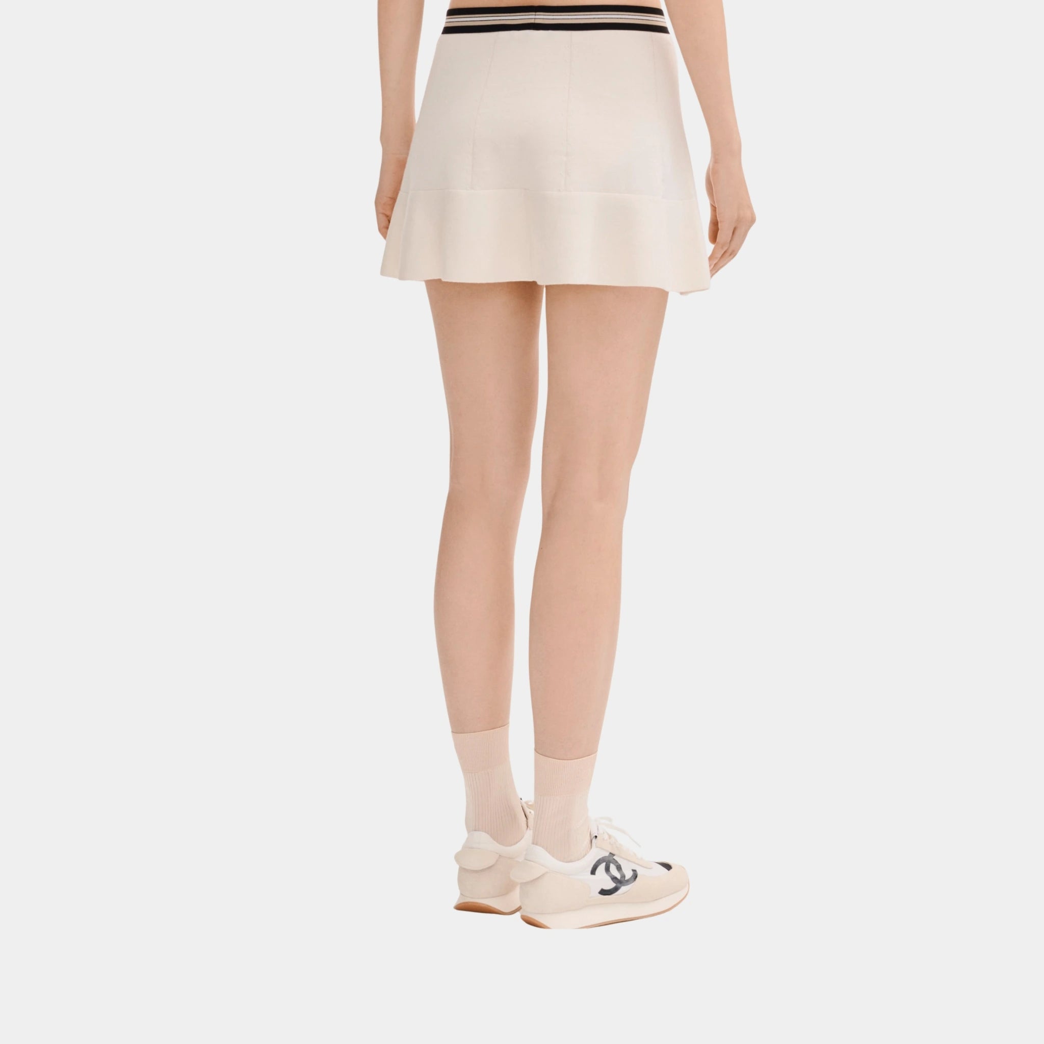 Chanel Short Skirt in Ecru Cotton and Cashmere, Back