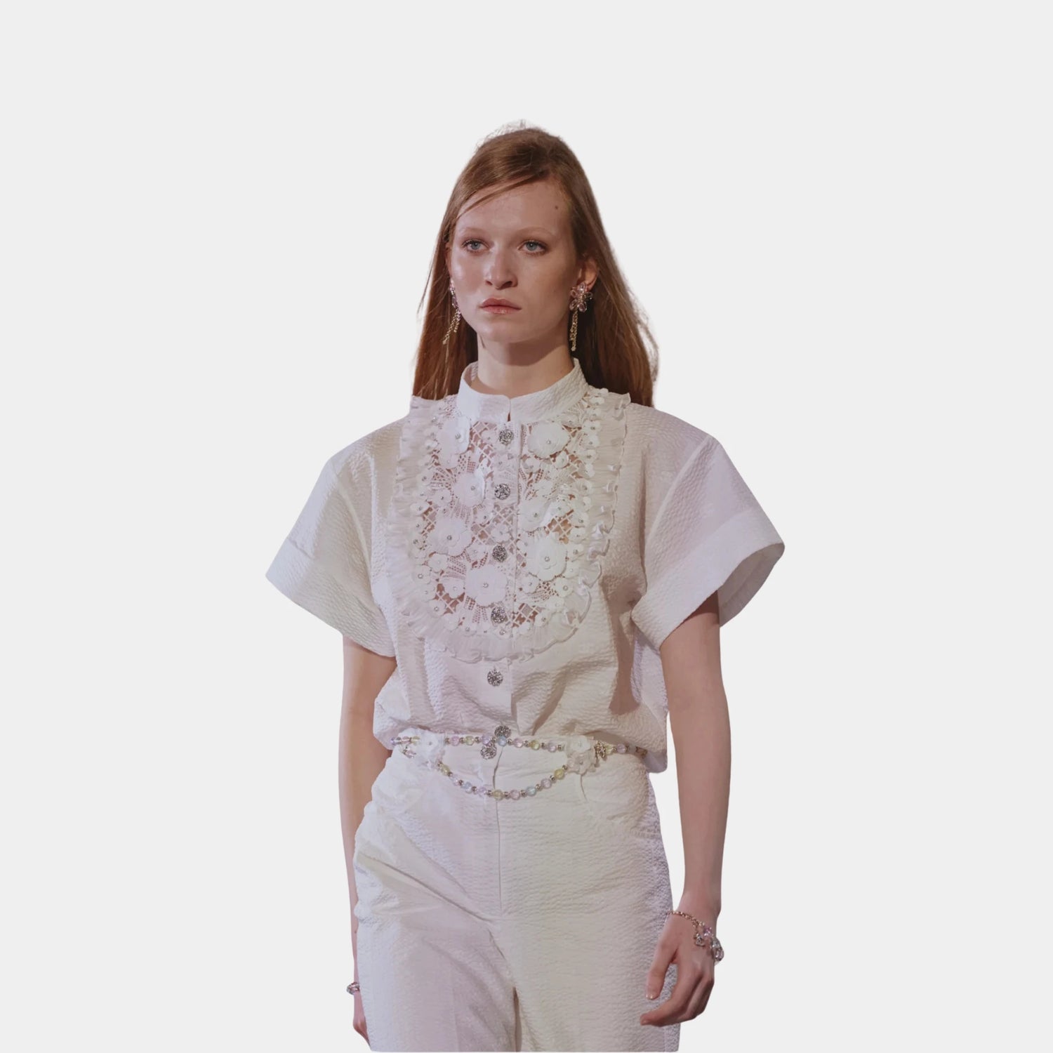 Chanel Short-sleeved Blouse in White Embroidered Cotton, Front