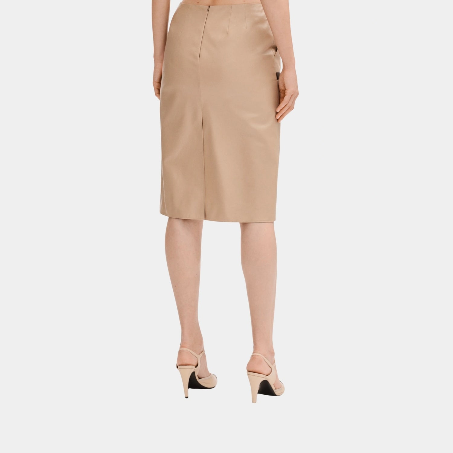Chanel Skirt in Beige and Burgundy Lambskin, Back