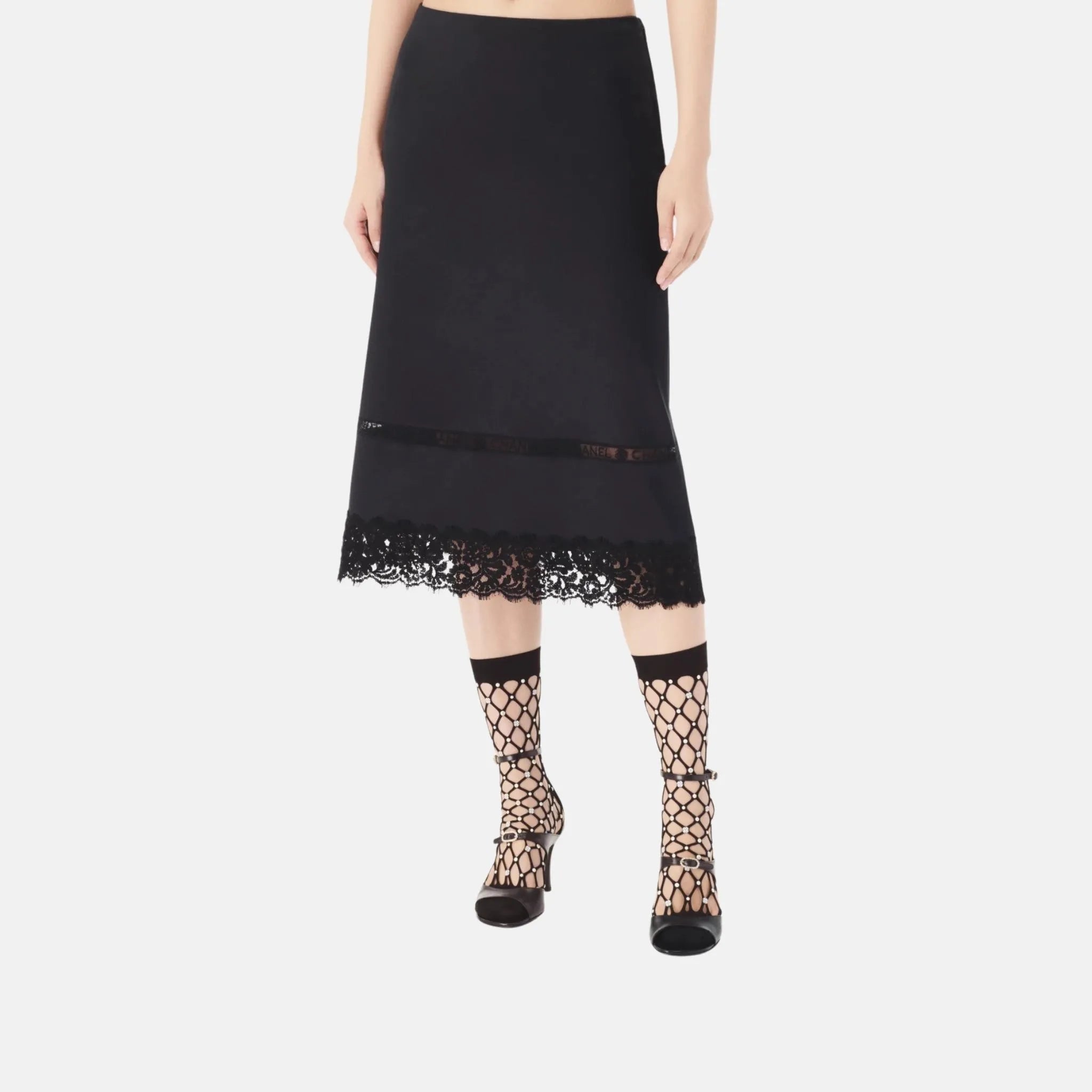 Chanel Skirt in Black Silk Satin and Lace, Close