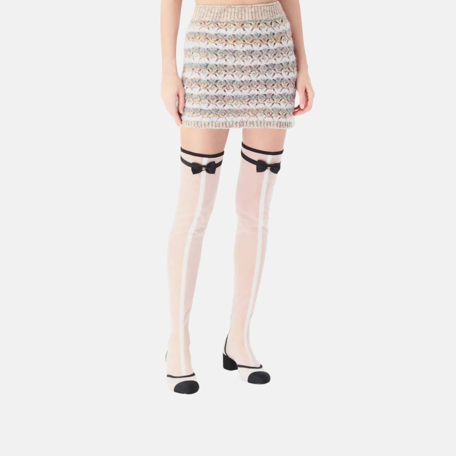 Chanel Skirt in Light Gray and Multicolor Wool and Cashmere, Close