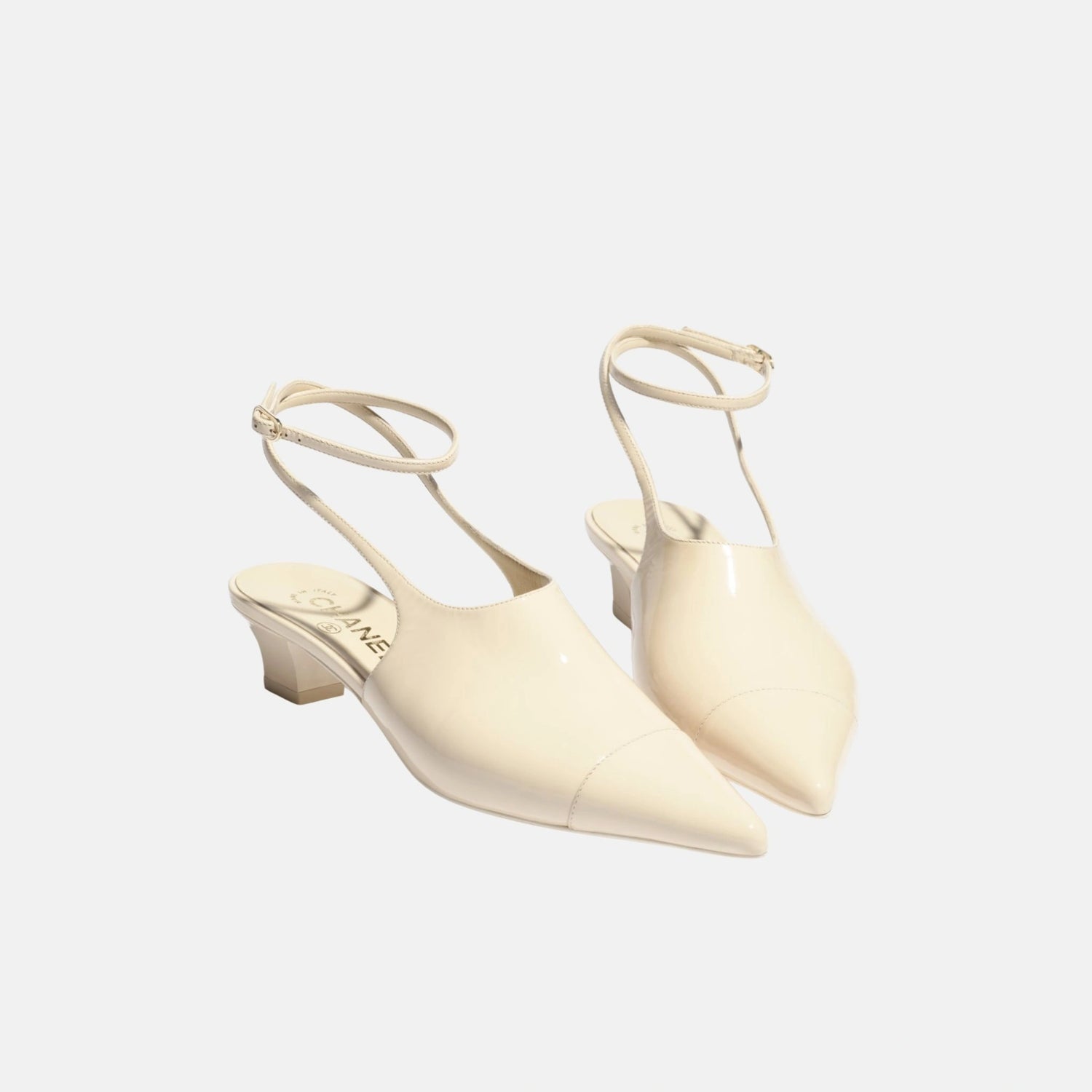Chanel Slingback in Patent Calfskin, Light Beige, Front