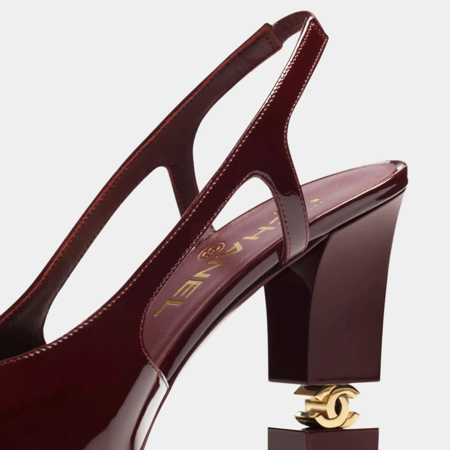 Chanel Slingbacks heeled Patent Calfskin