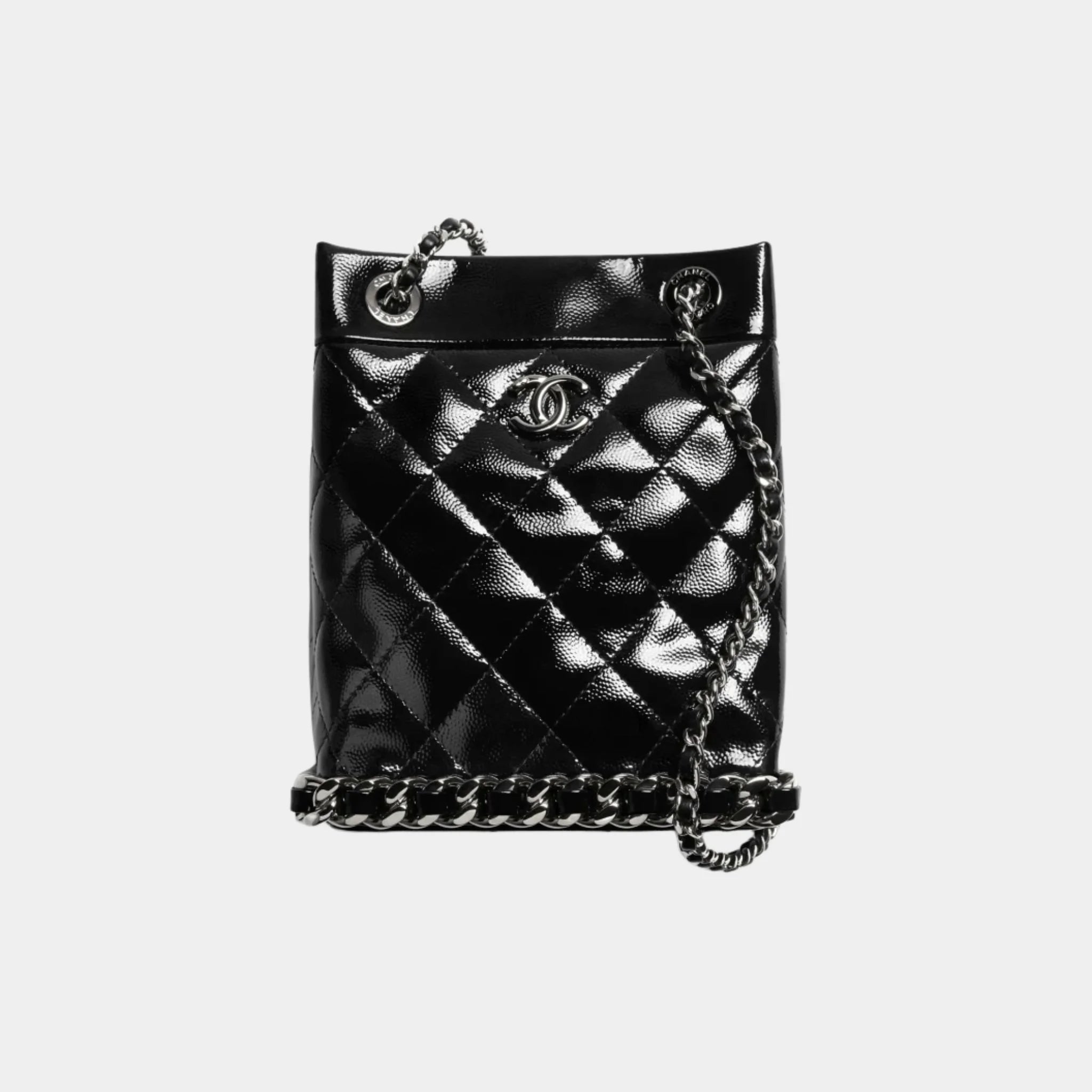 Chanel Small bucket bag Crumpled patent calfskin &amp; metal Black, Front