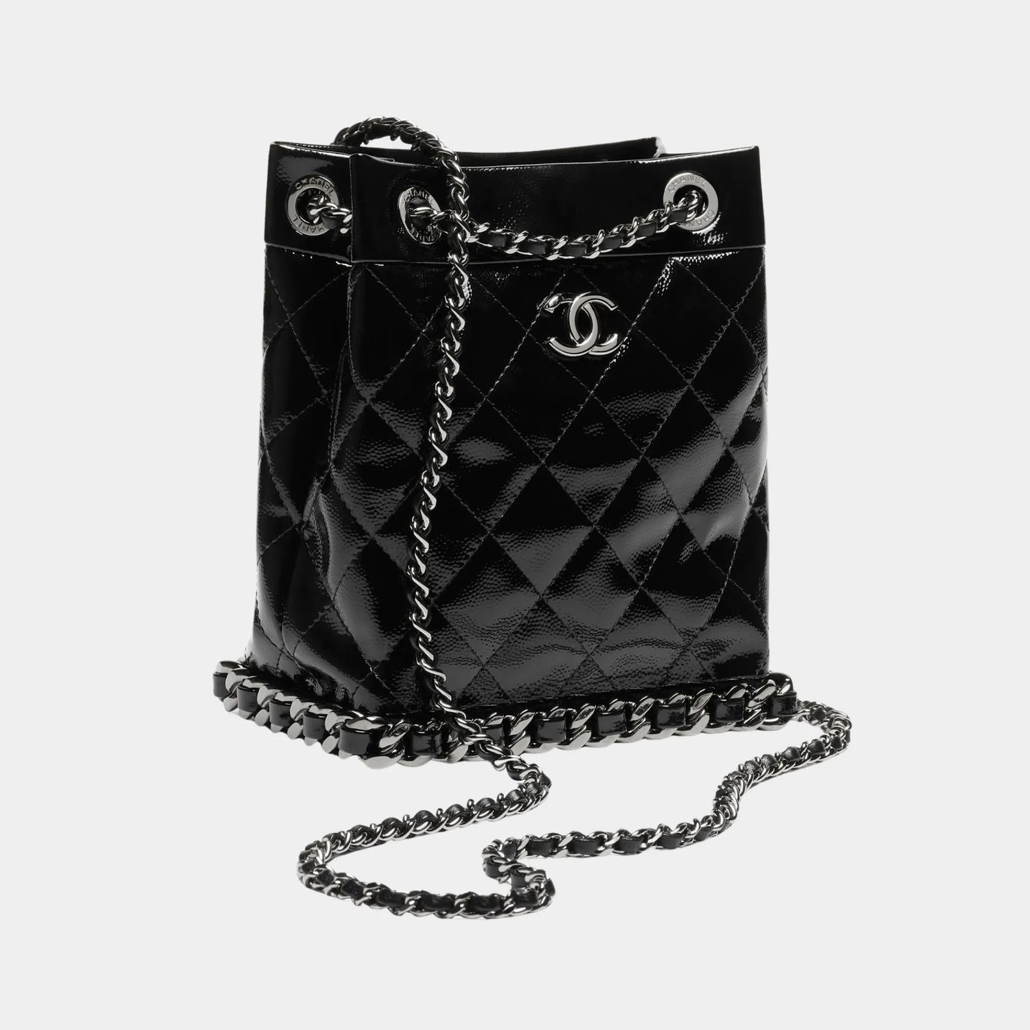 Chanel Small bucket bag Crumpled patent calfskin &amp; metal Black, Side