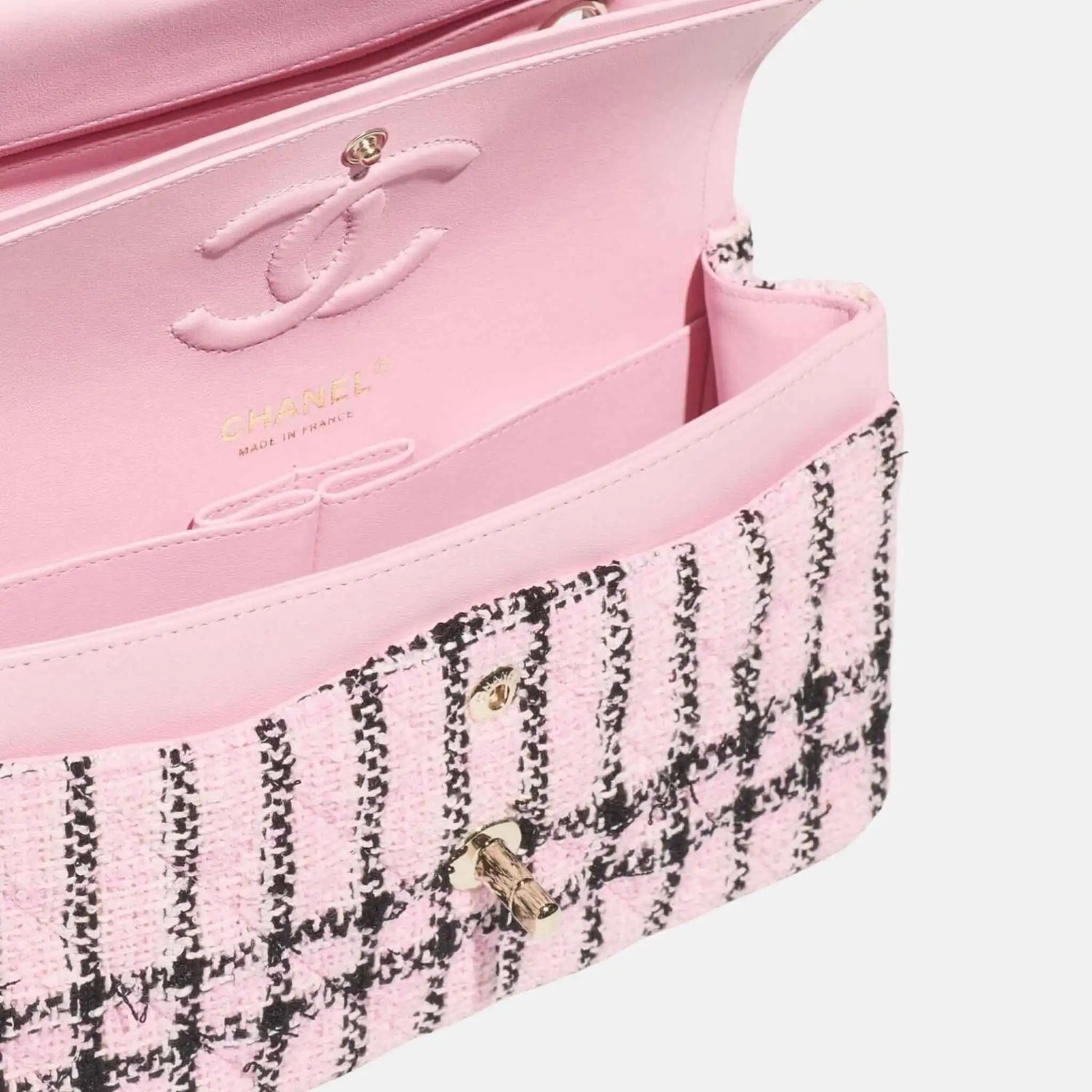 Chanel Small Classic Handbag In Tweed And Gold Metal, Inside