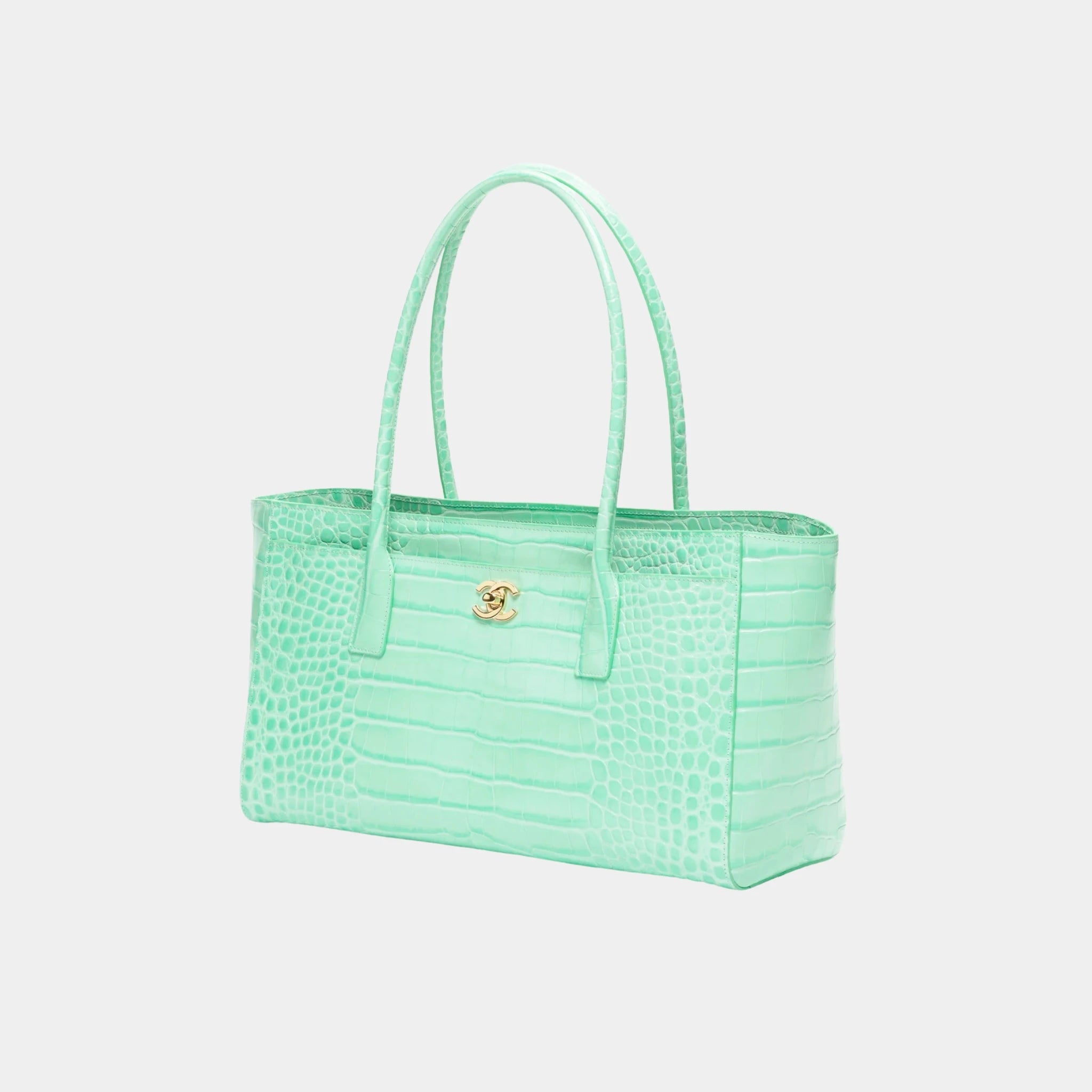Chanel Small Tote in Crocodile Embossed Calfskin &amp; Gold-Tone Metal, Green, Front