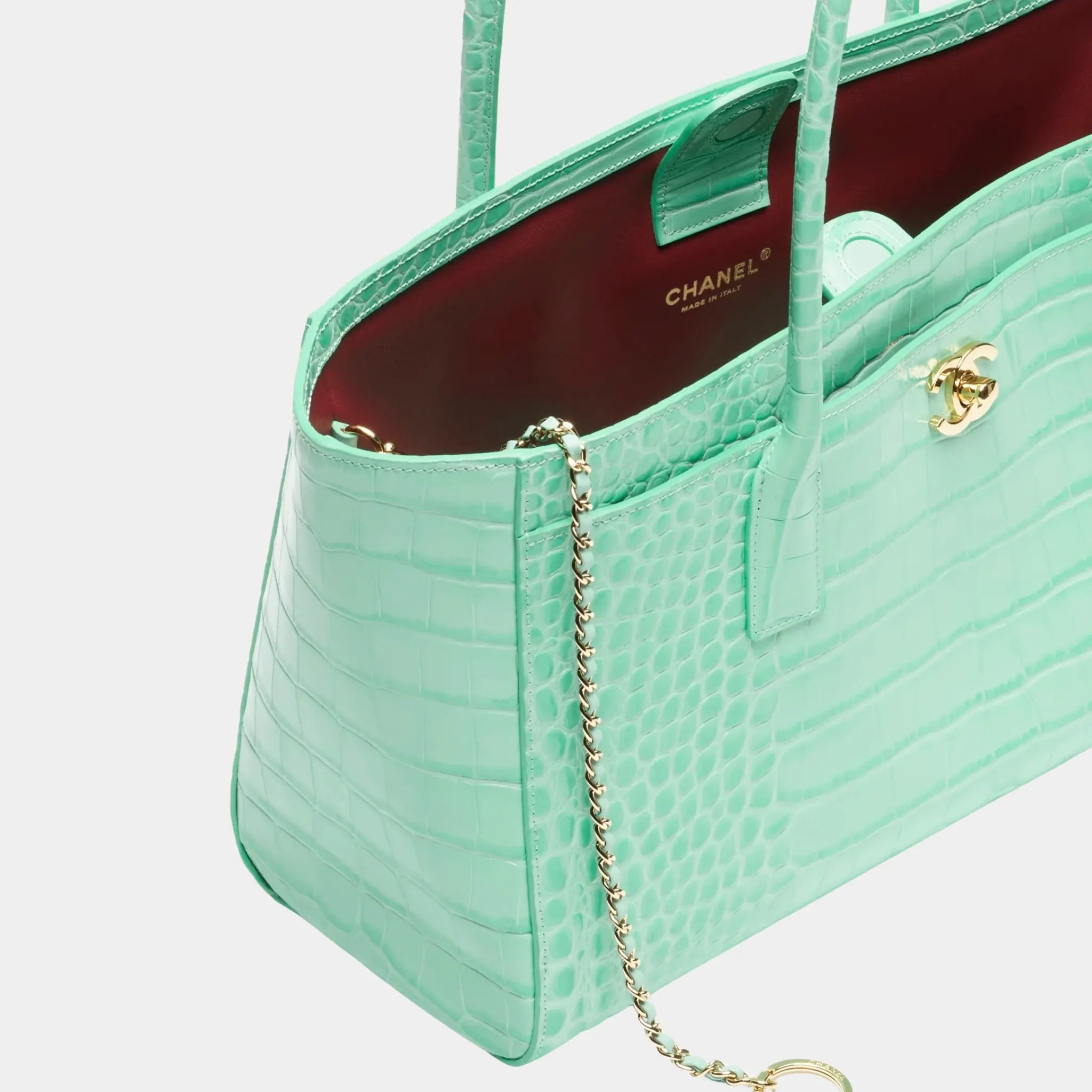 Chanel Small Tote in Crocodile Embossed Calfskin &amp; Gold-Tone Metal, Green, Side