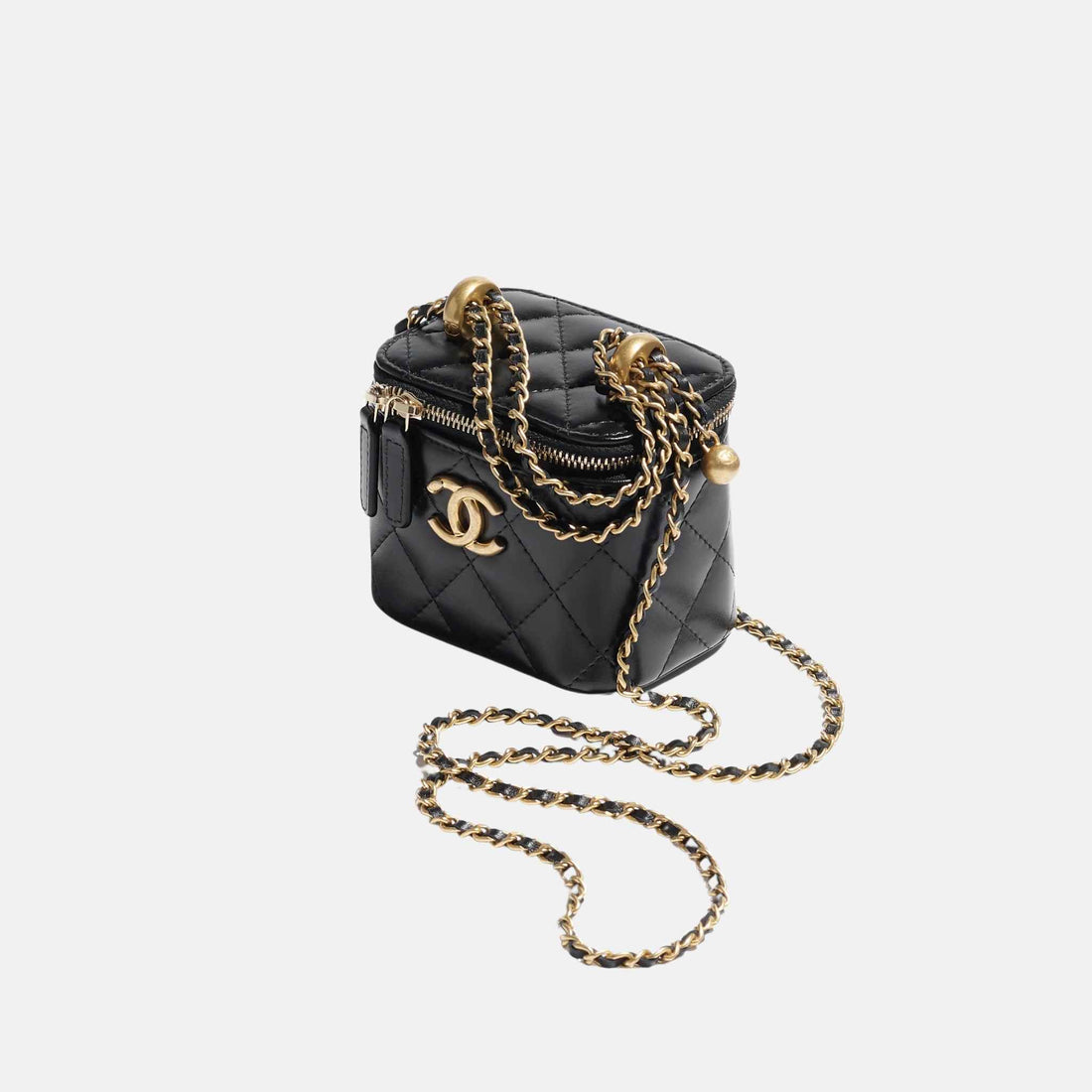 Chanel Small Vanity With Chain In Shiny Calfskin Black, Front