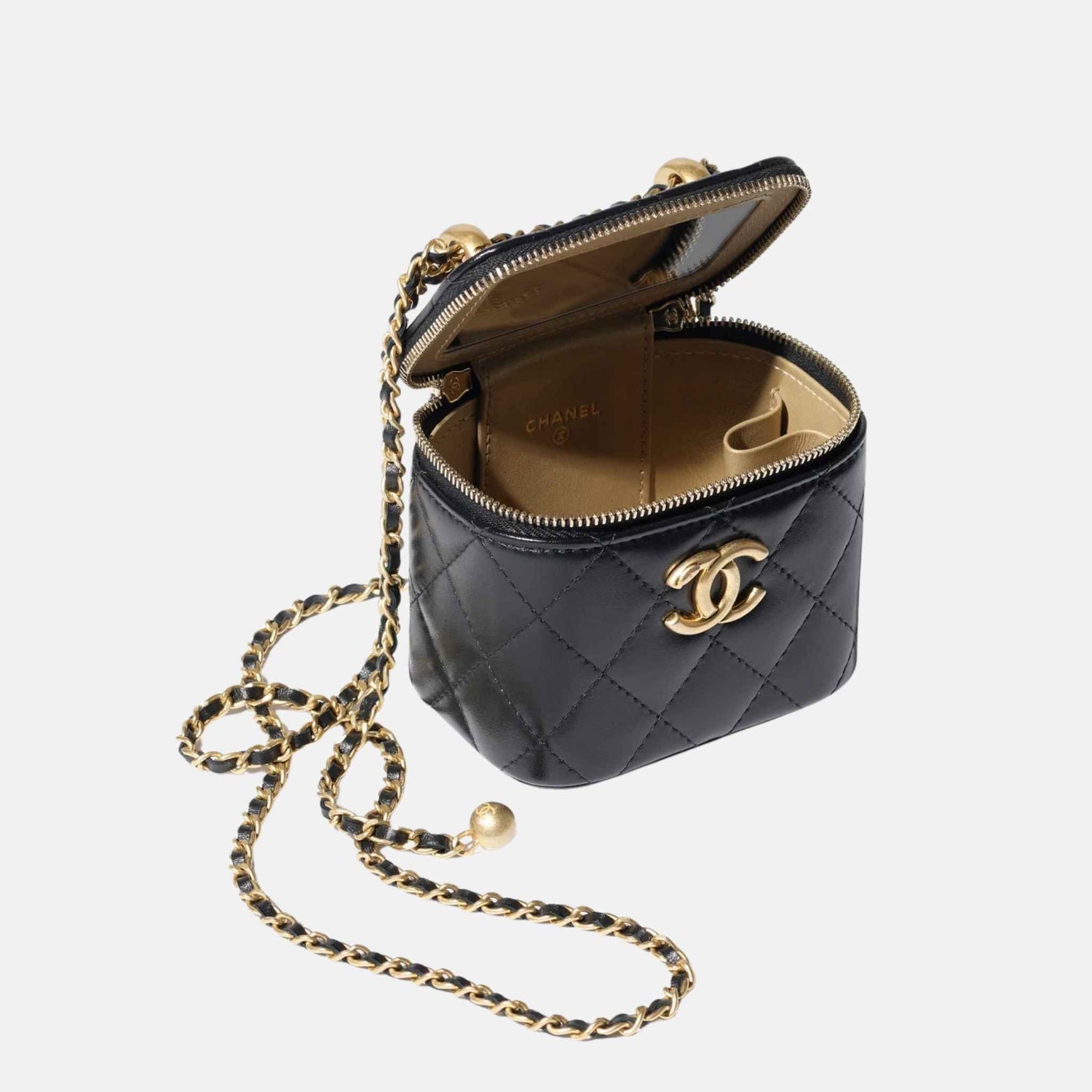 Chanel Small Vanity With Chain In Shiny Calfskin Black, Inside