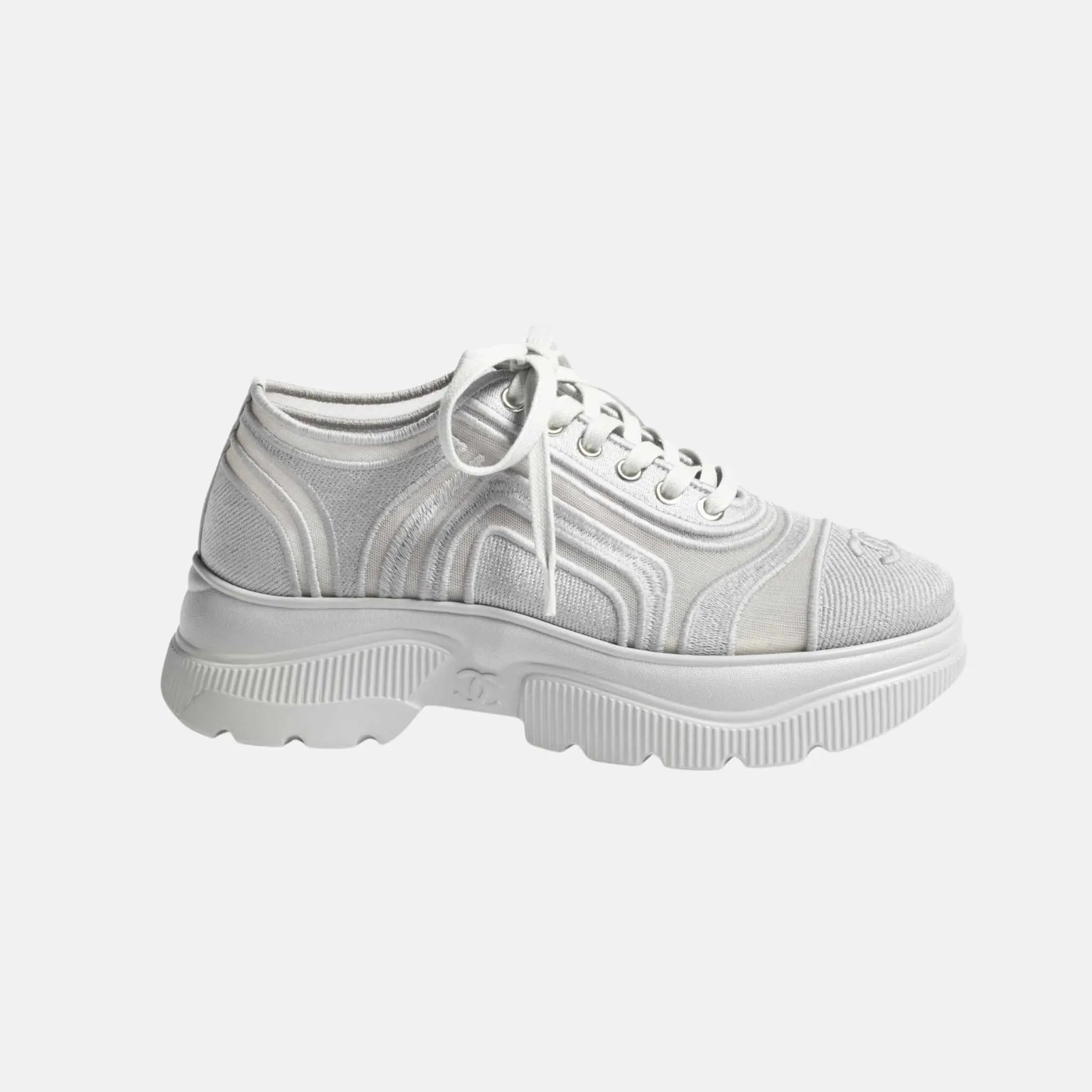 Chanel Sneakers in Mesh and Mixed Fibers, Grey, Side