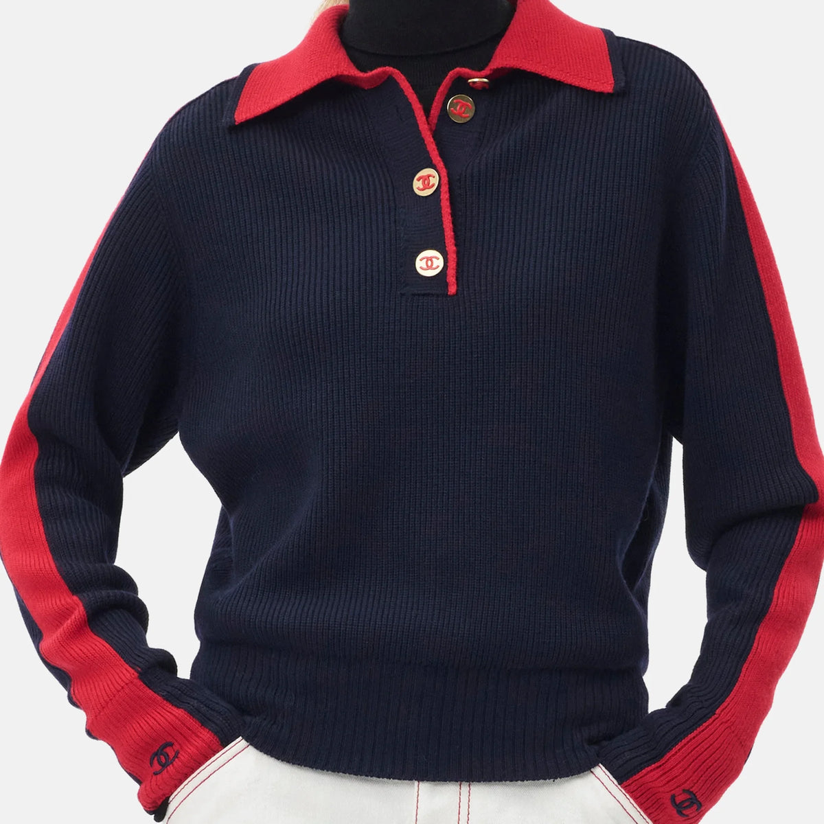 Sweater Wool in Navy Blue and Red — Navy Blue and Red