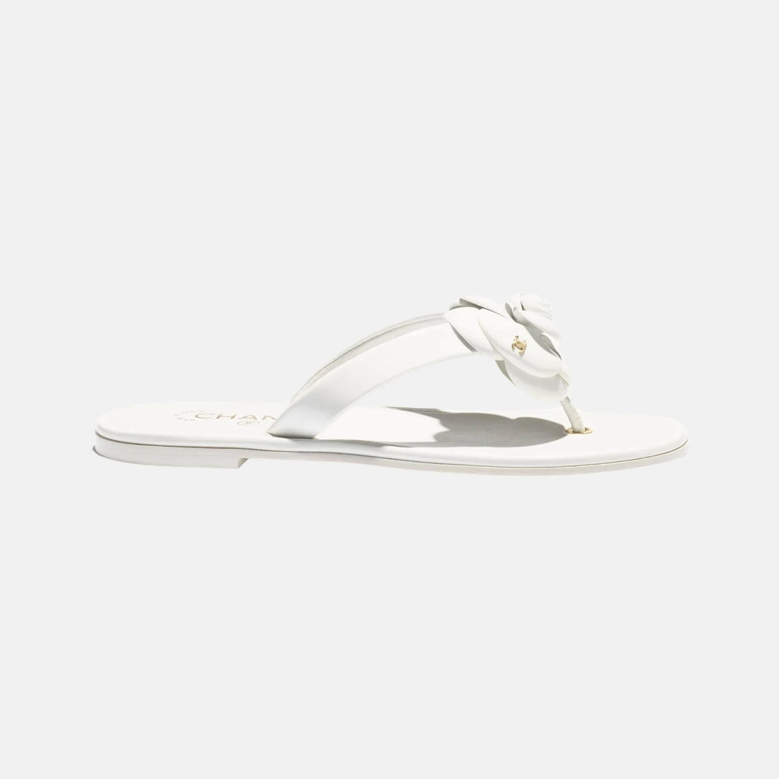 Chanel Thongs in Patent Calfskin, SIde