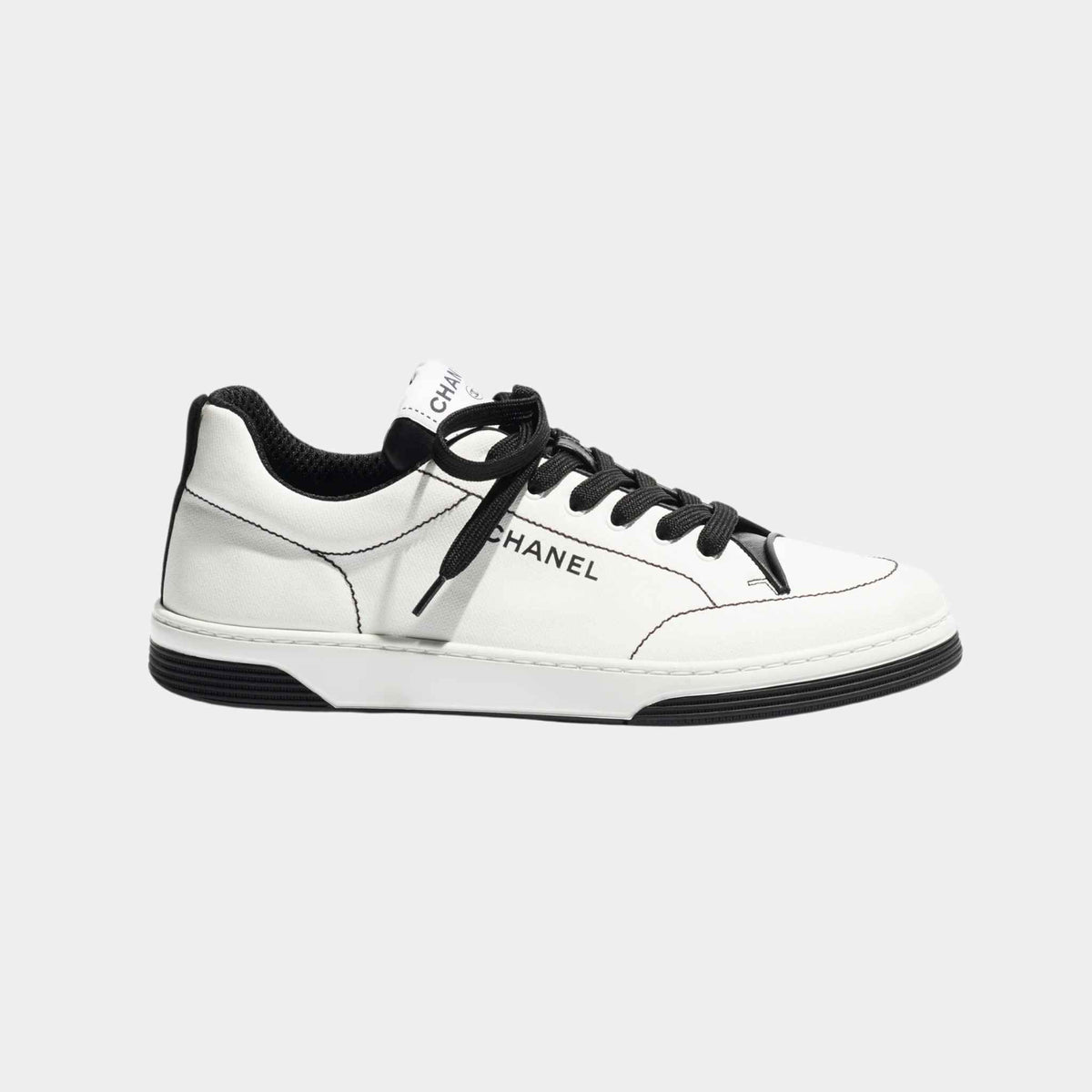 أحذية رياضية Trainers Sneaker من القطن باللونين الأبيض والأسود