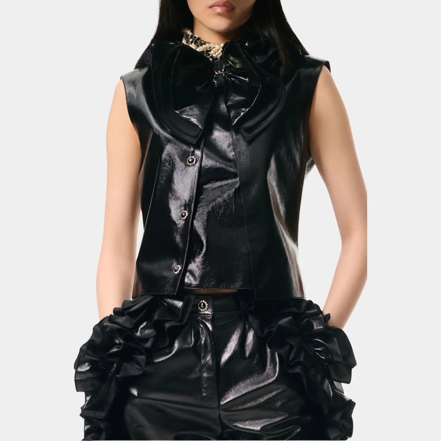 Chanel Vest in Black Lambskin, Black, Front
