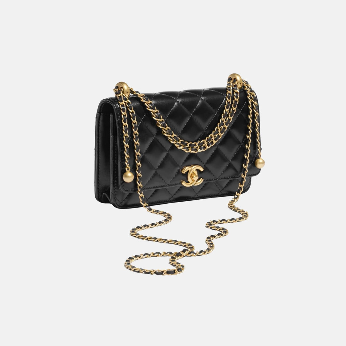 Chanel Wallet on Chain in Shiny Calfskin and Gold Tone Metal, Black, Side