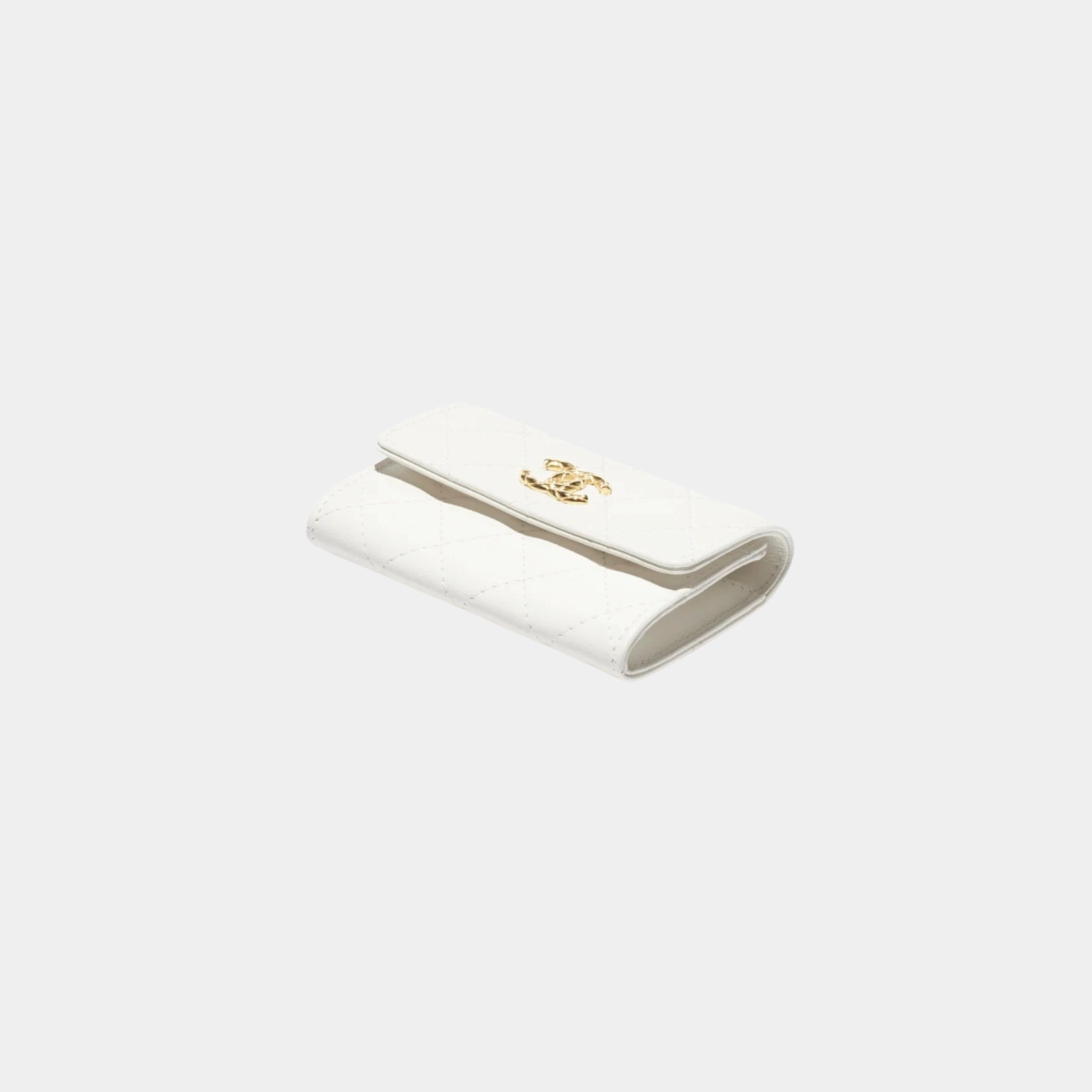 Chanel White Flap Card Holder in Grained Shiny Calfskin, White, Top