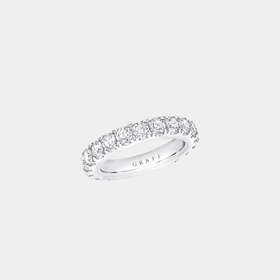 Classic Graff Castle Set Round Diamond Wedding Band, Top