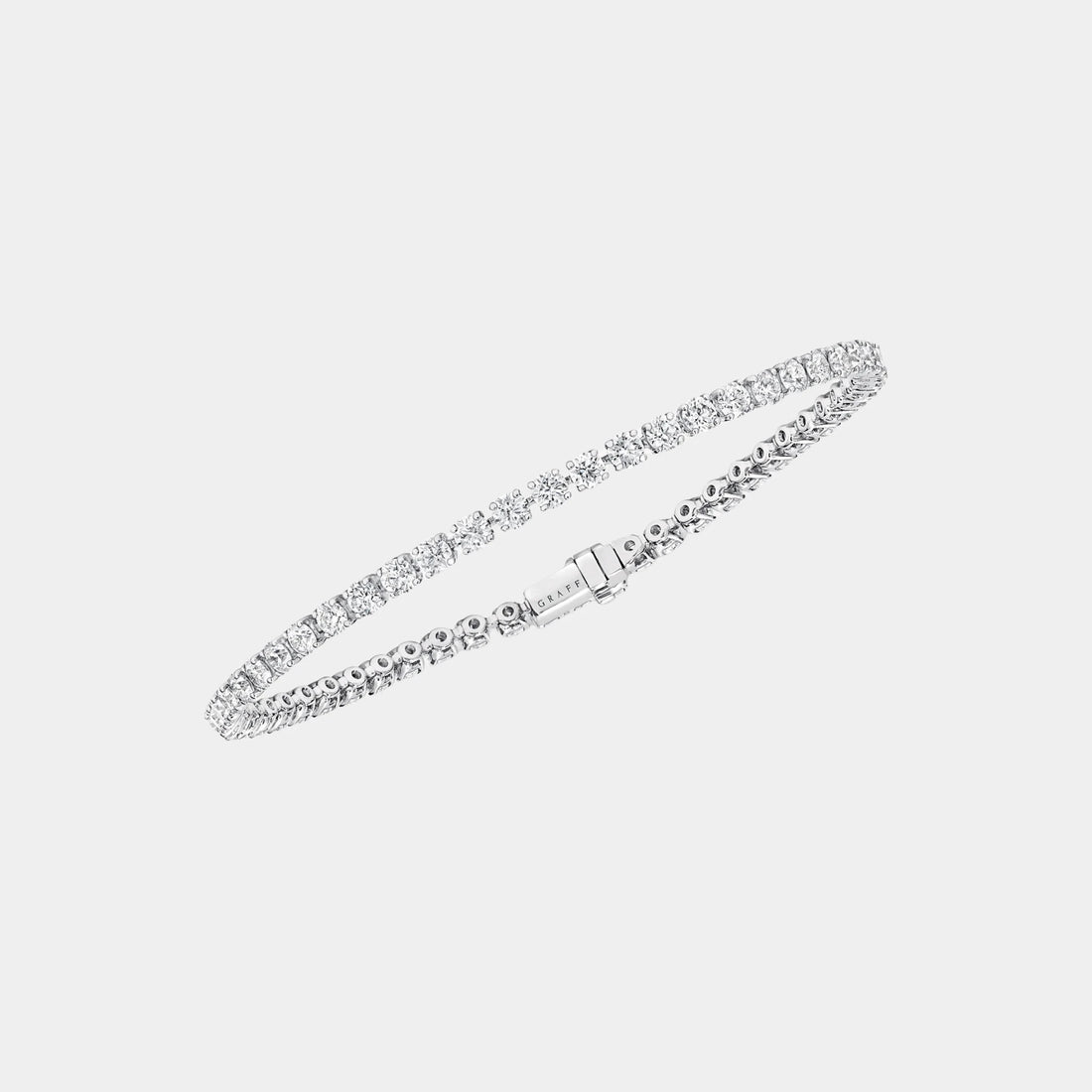 Classic Graff Round Diamond Slim Bracelet, Front