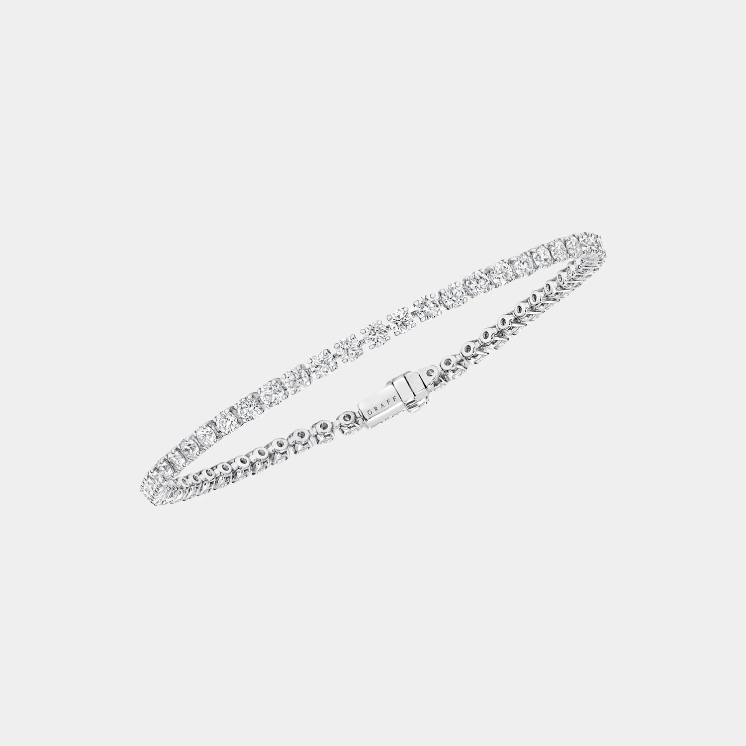 Classic Graff Round Diamond Slim Bracelet, Front