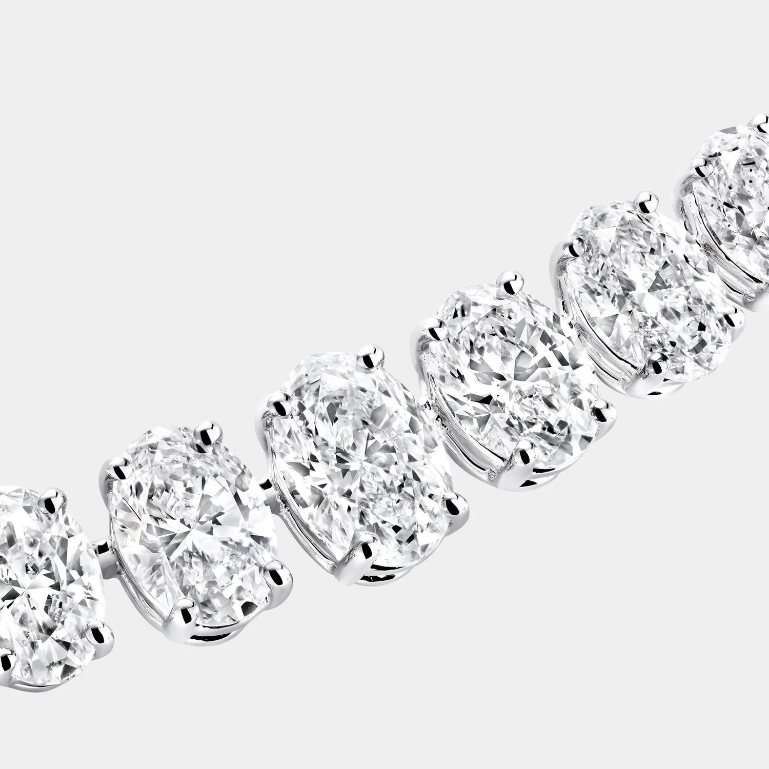 Classic Graff White Oval Diamond Graduated Line Necklace, Close