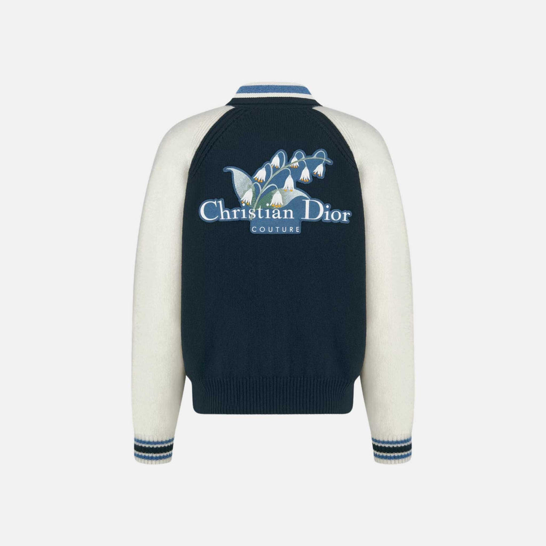 alt
كارديغان Varsity من Dior Lily Of The Valley، مصنوع من قماش صوف جيرسي ملبّد، الظهر