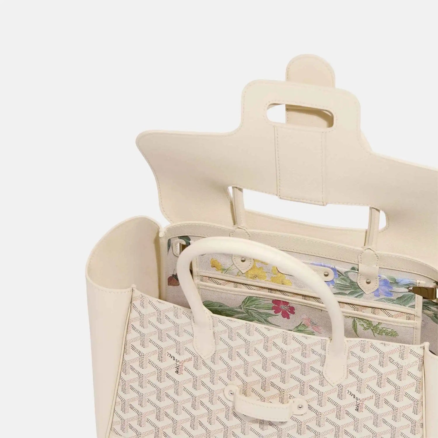 Goyard Saigon Tote Bag Limited Edition, Inside