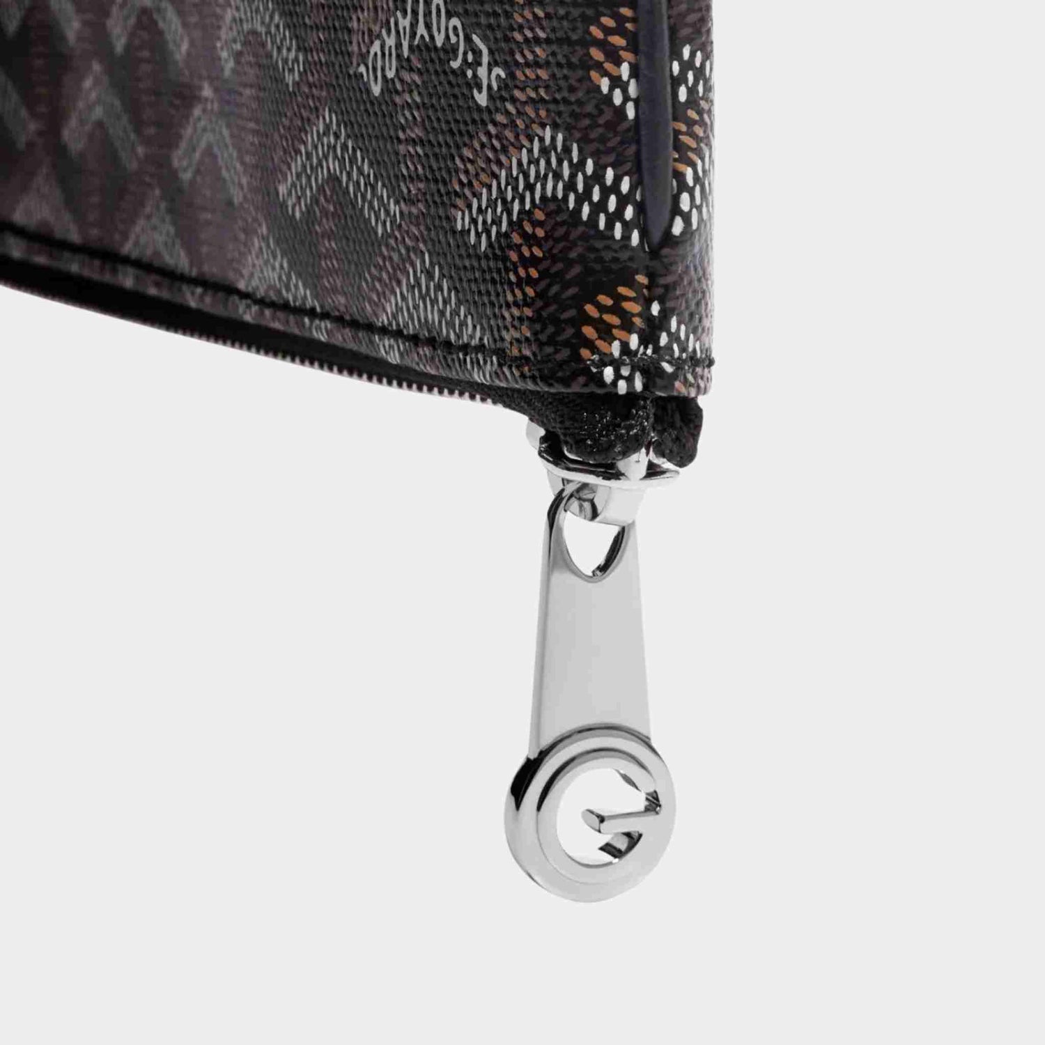 Goyard Senat GM Pouch, Black, Closeup