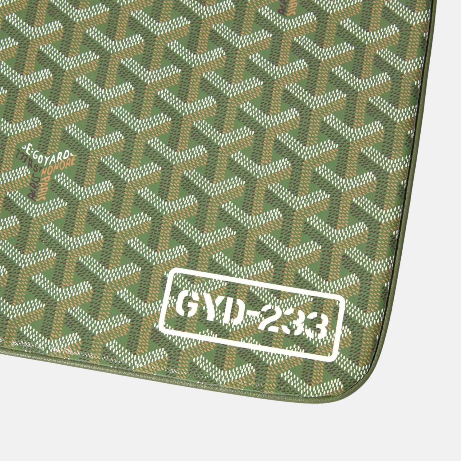 Goyard Senat MM Pouch Kaki, Closeup