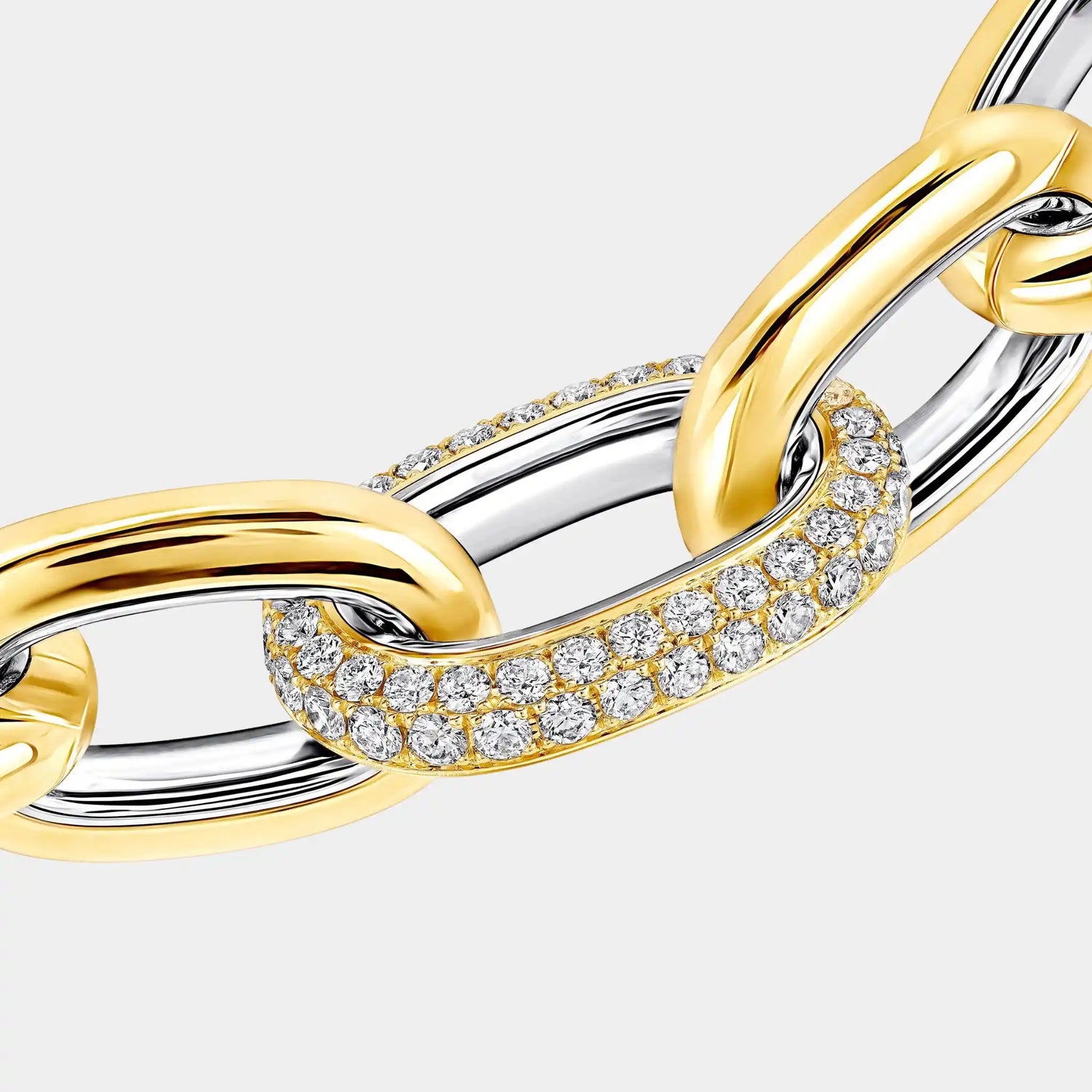 Graff Be Together Diamond Necklace, Yellow Gold, Close