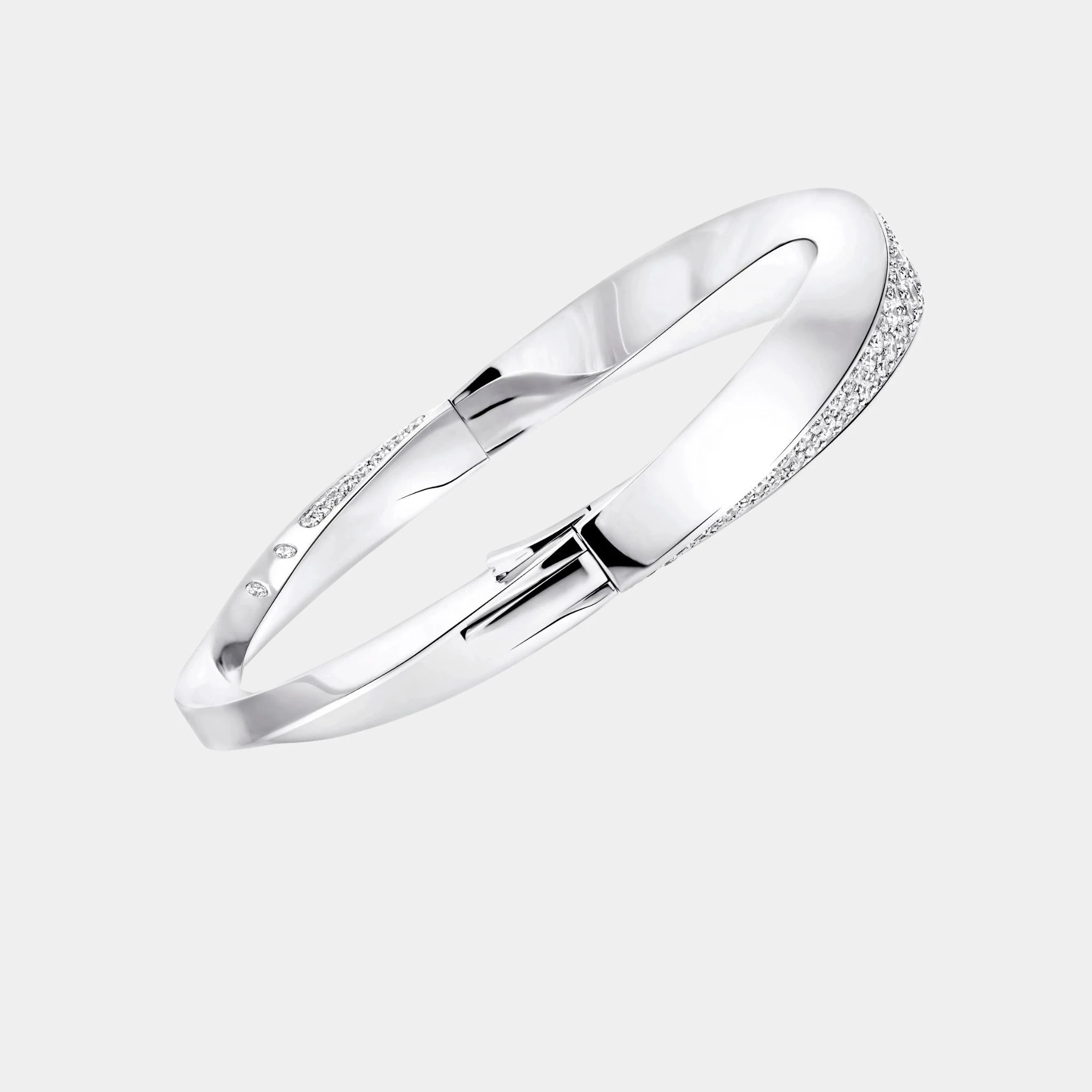 Graff Spiral Diamond Bangle White Gold, Back