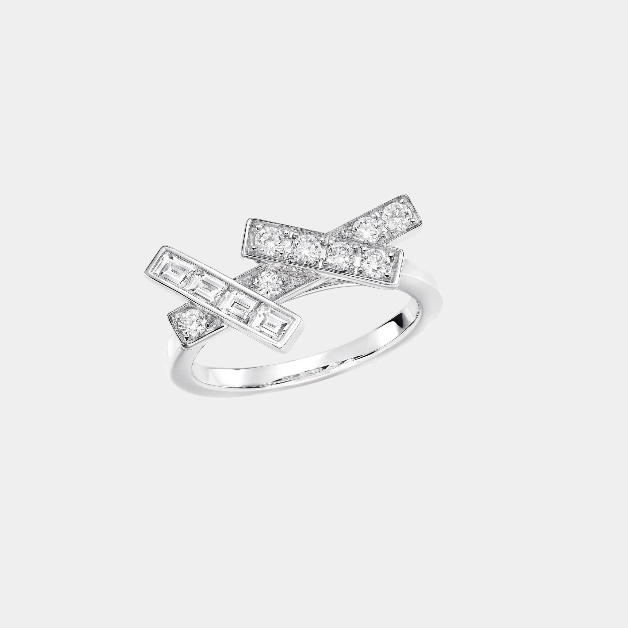Graff Threads Diamond Mini Ring, White Gold, Front