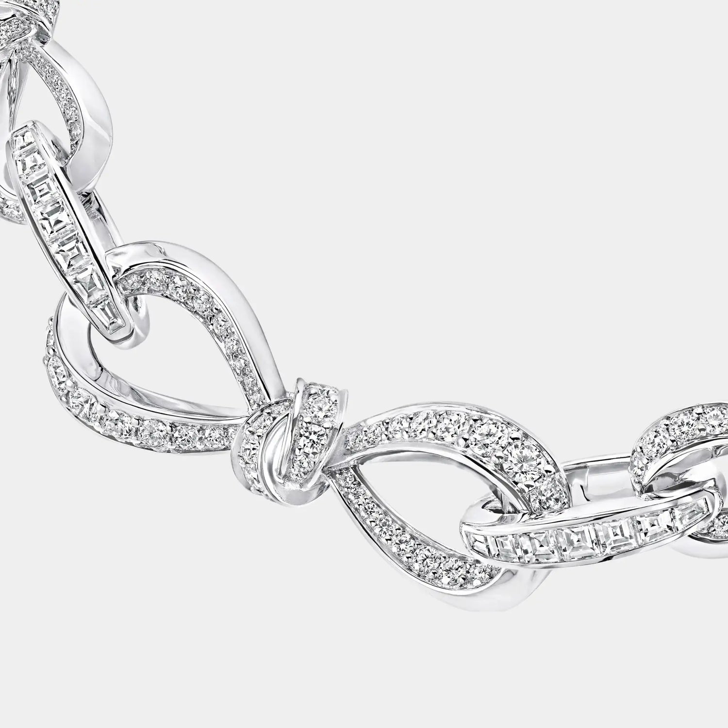 Graff Tildas Bow Diamond Link Necklace White Gold, Close