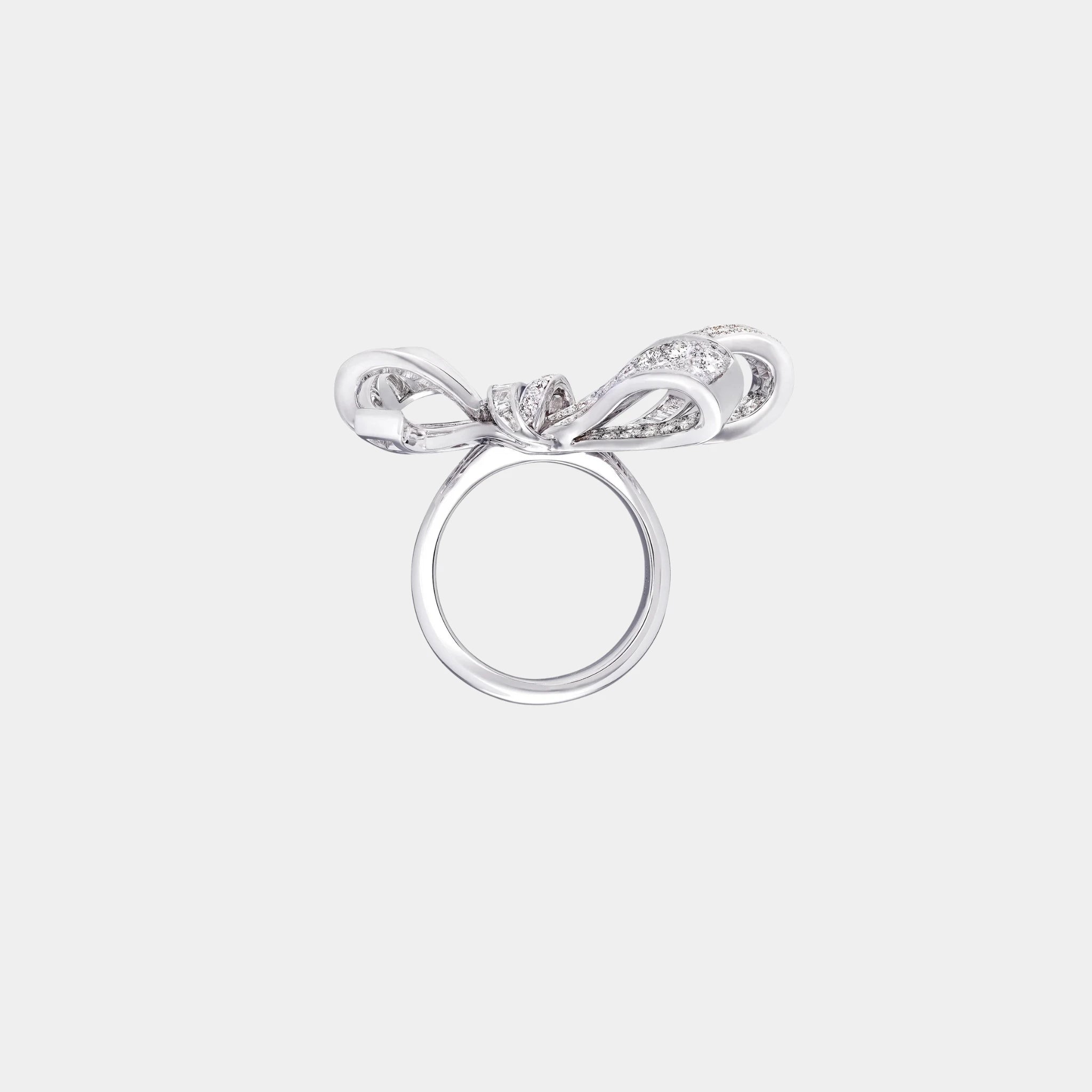 Graff Tildas Bow Double Knot Diamond Ring, Front