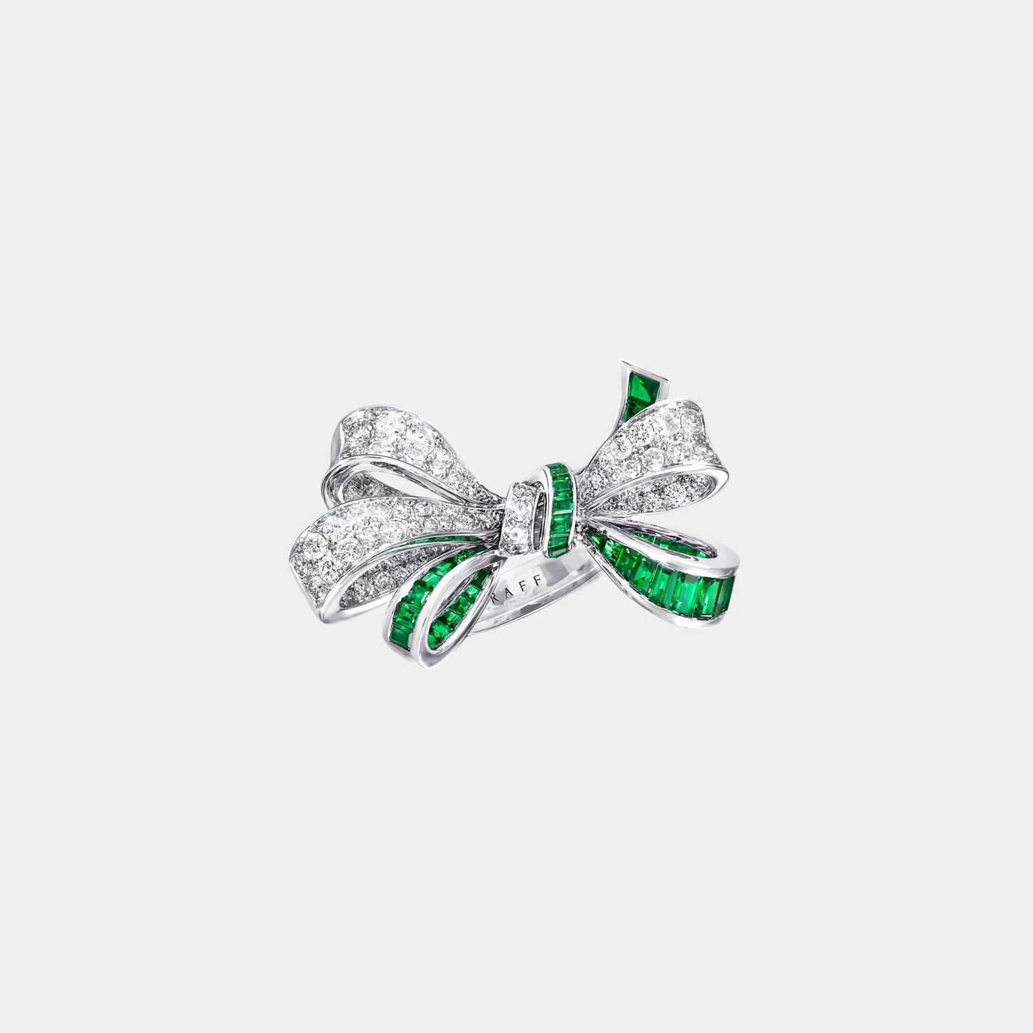 Graff Tildas Bow Double Knot Emerald and Diamond Ring, Front