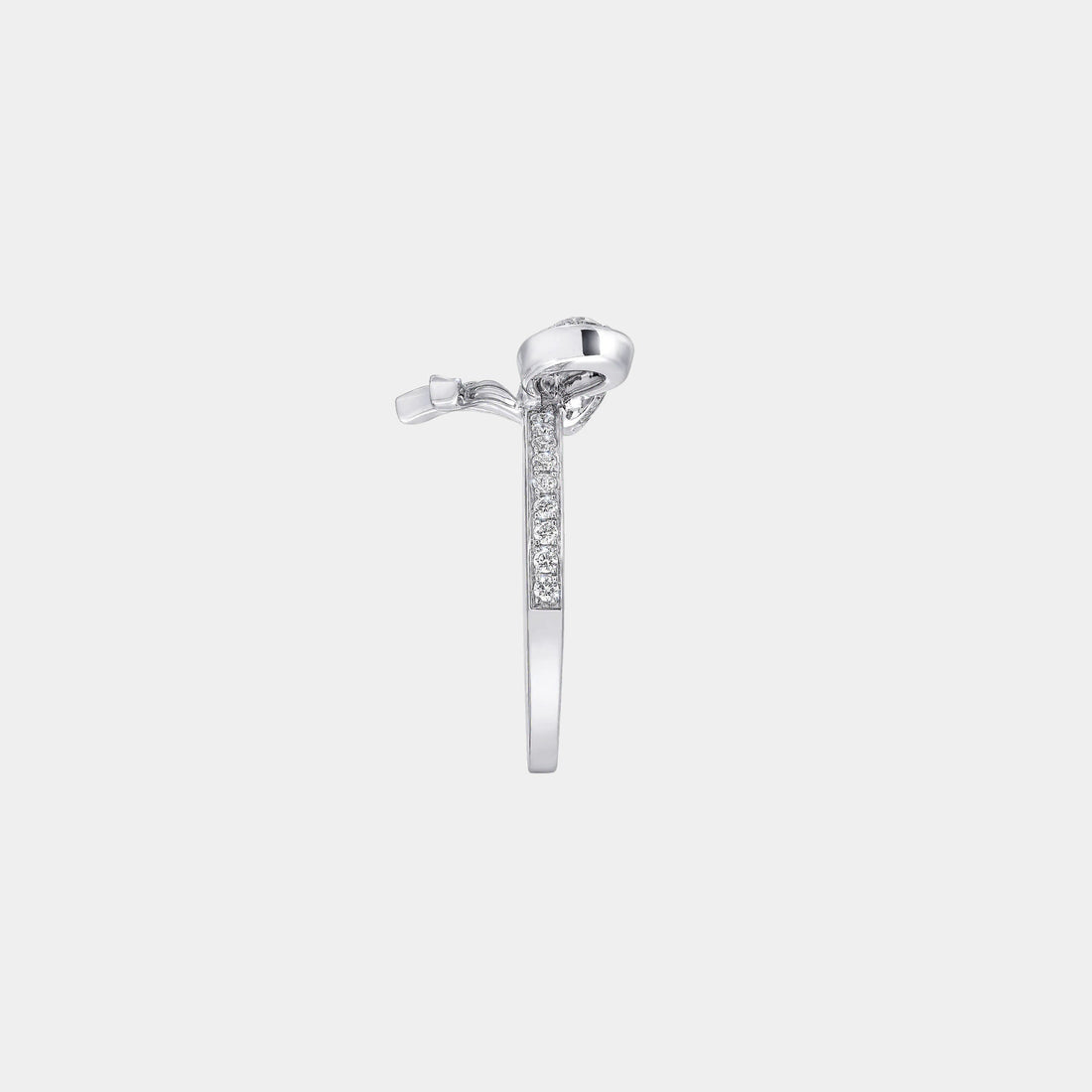 Graff Tildas Bow Mini Diamond Ring, Side