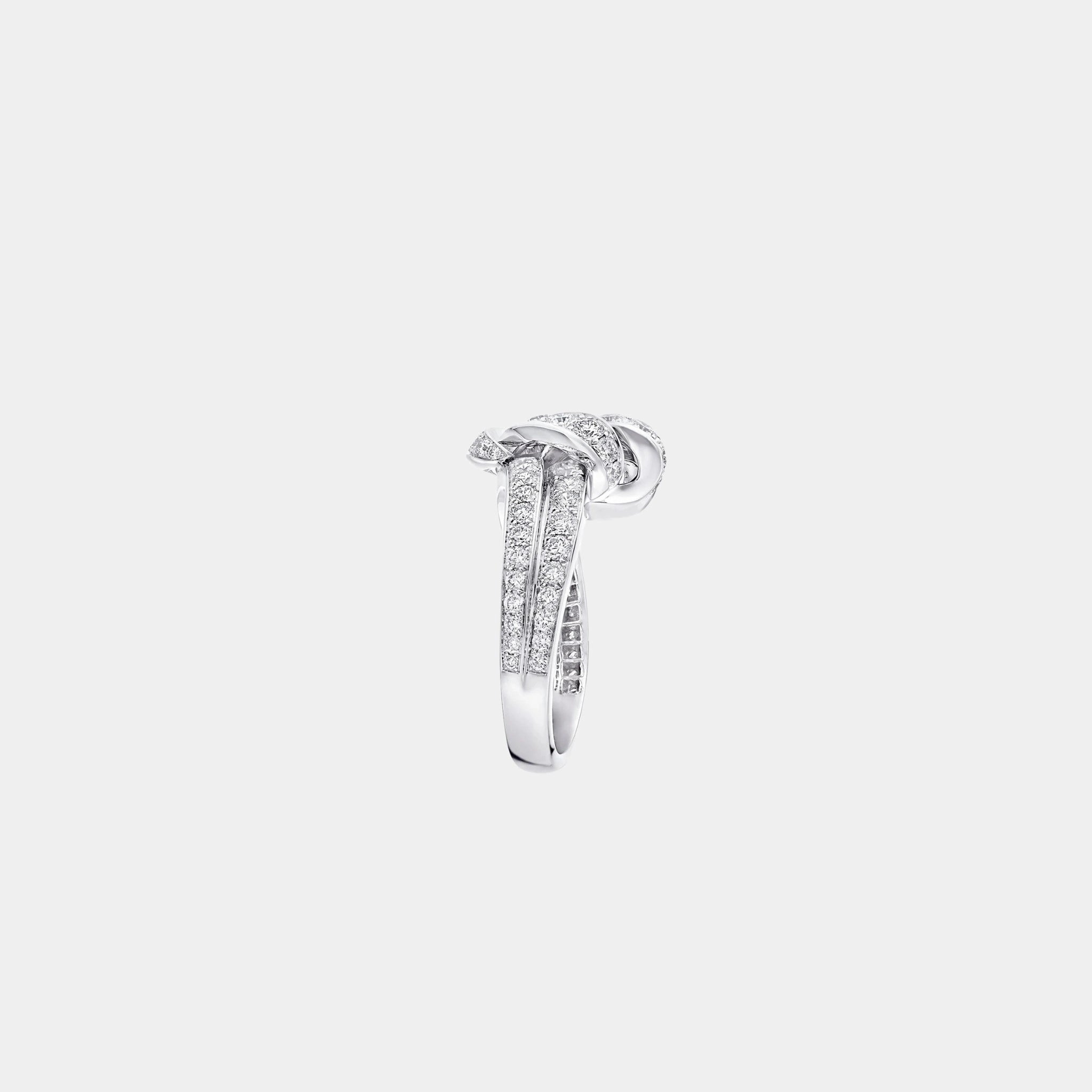 Graff Tildas Bow Pavé Diamond Ring, Side