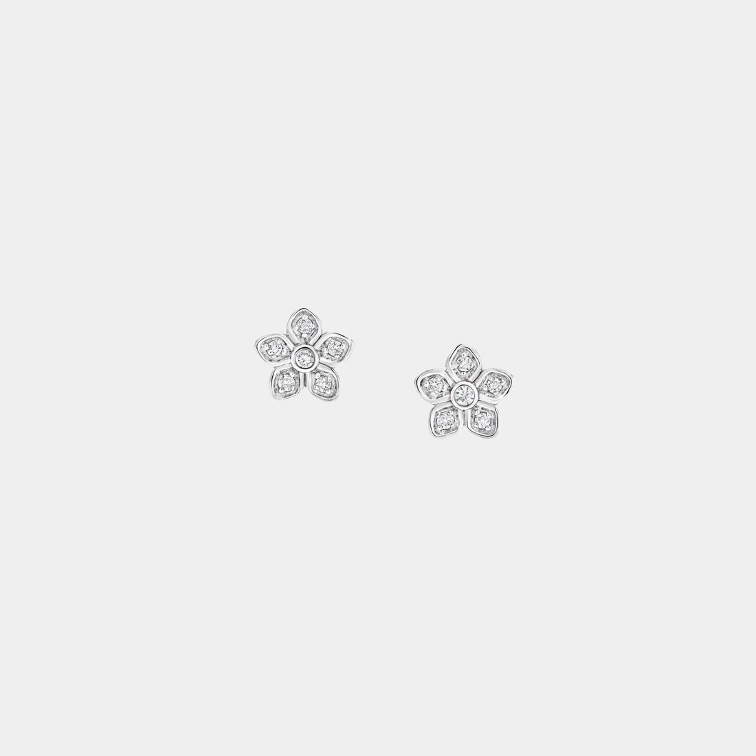 Graff Wild Flower Petite Pavé Diamond Stud Earrings, Front