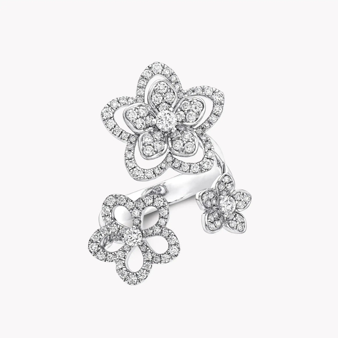 Graff Wild Flower Triple Diamond Ring, Top