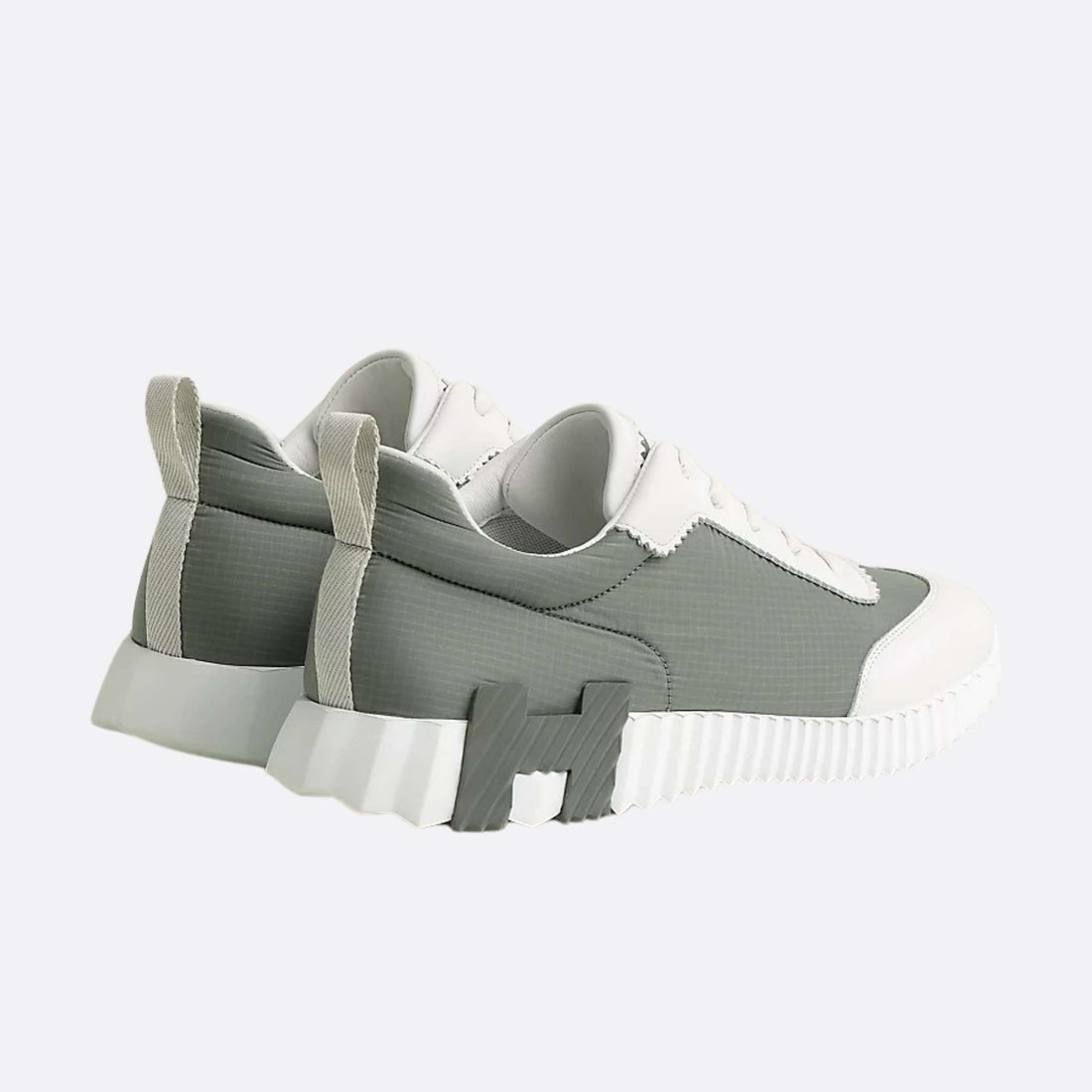 حذاء Hermes Bouncing رياضي من قماش ريبتوب وجلد العجل للرجال، Etoupe Blanc، من الخلف