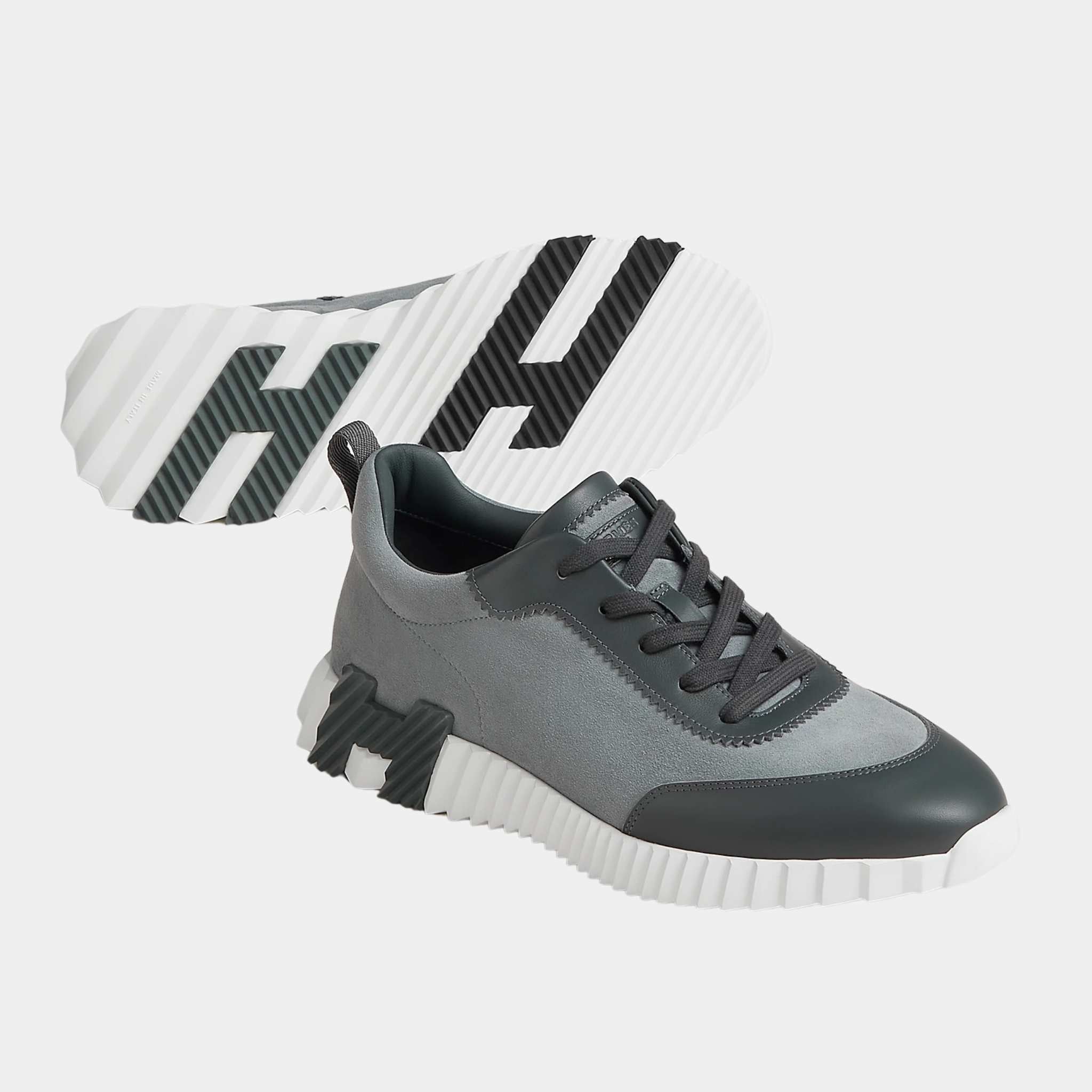 Hermes Bouncing Sneaker Suede Upper Calfskin Men, Gris Orage, Front