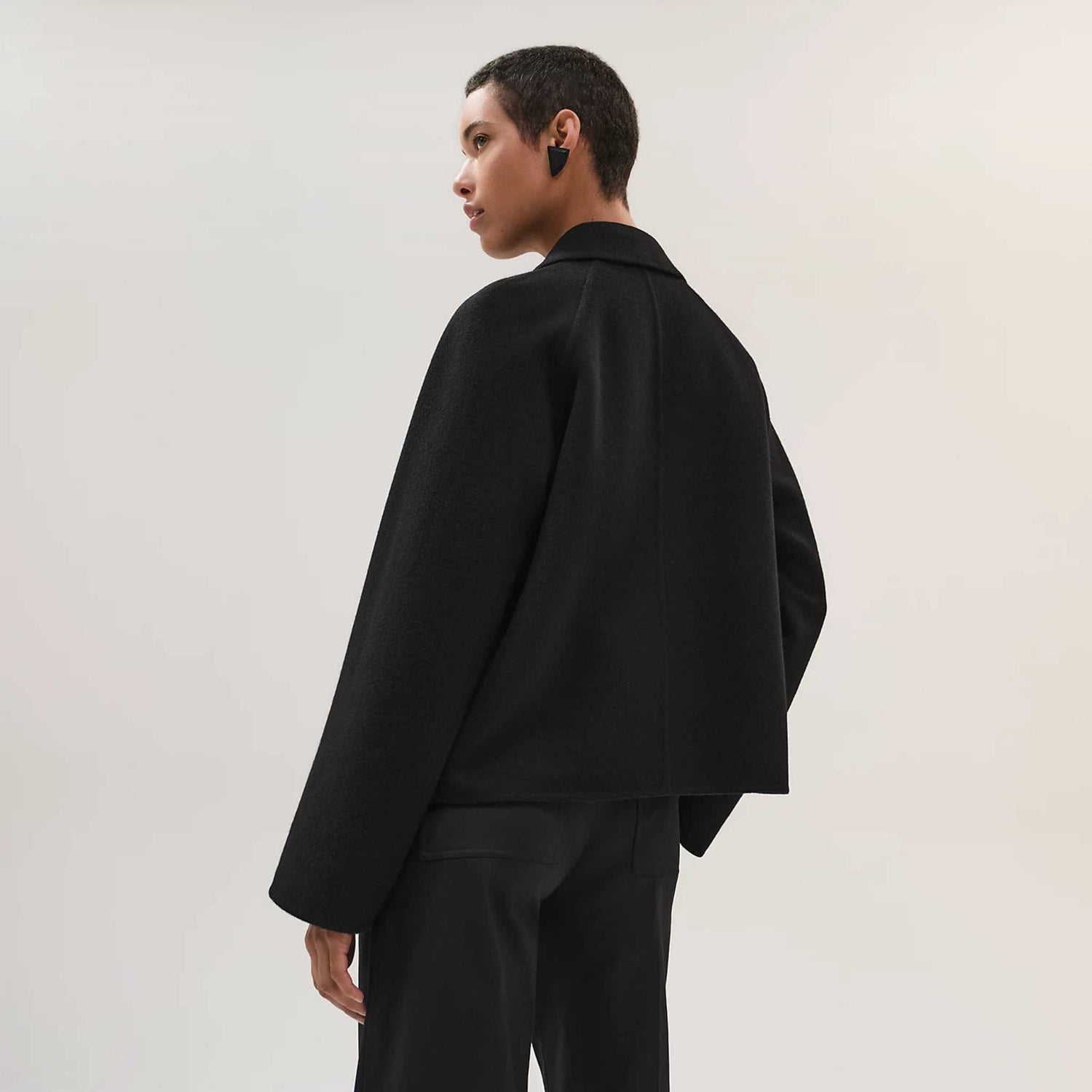 Hermes Cashmere Jacket Nior, Back, Model, 