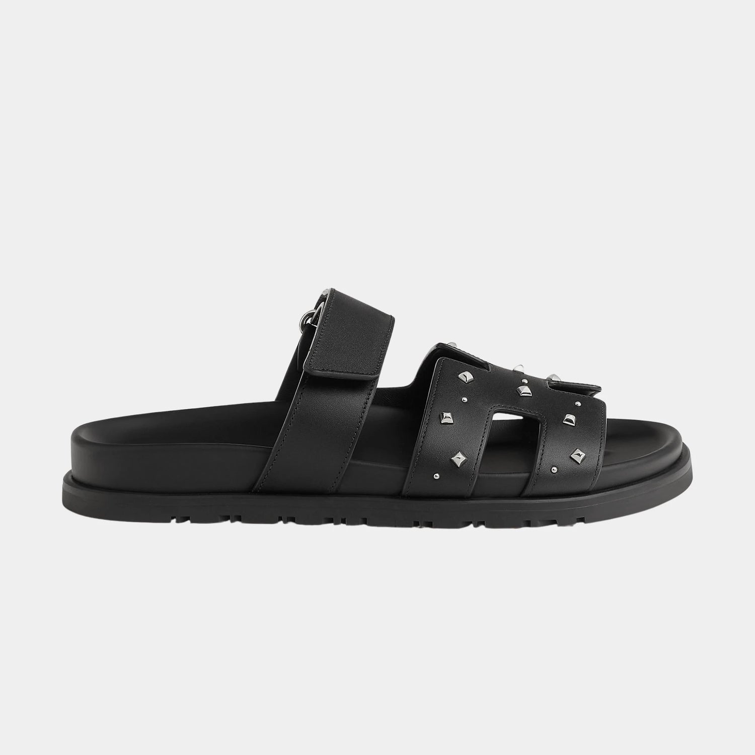 Hermes Chypre Sandal in Calfskin with Medor Studs, Noir, Side