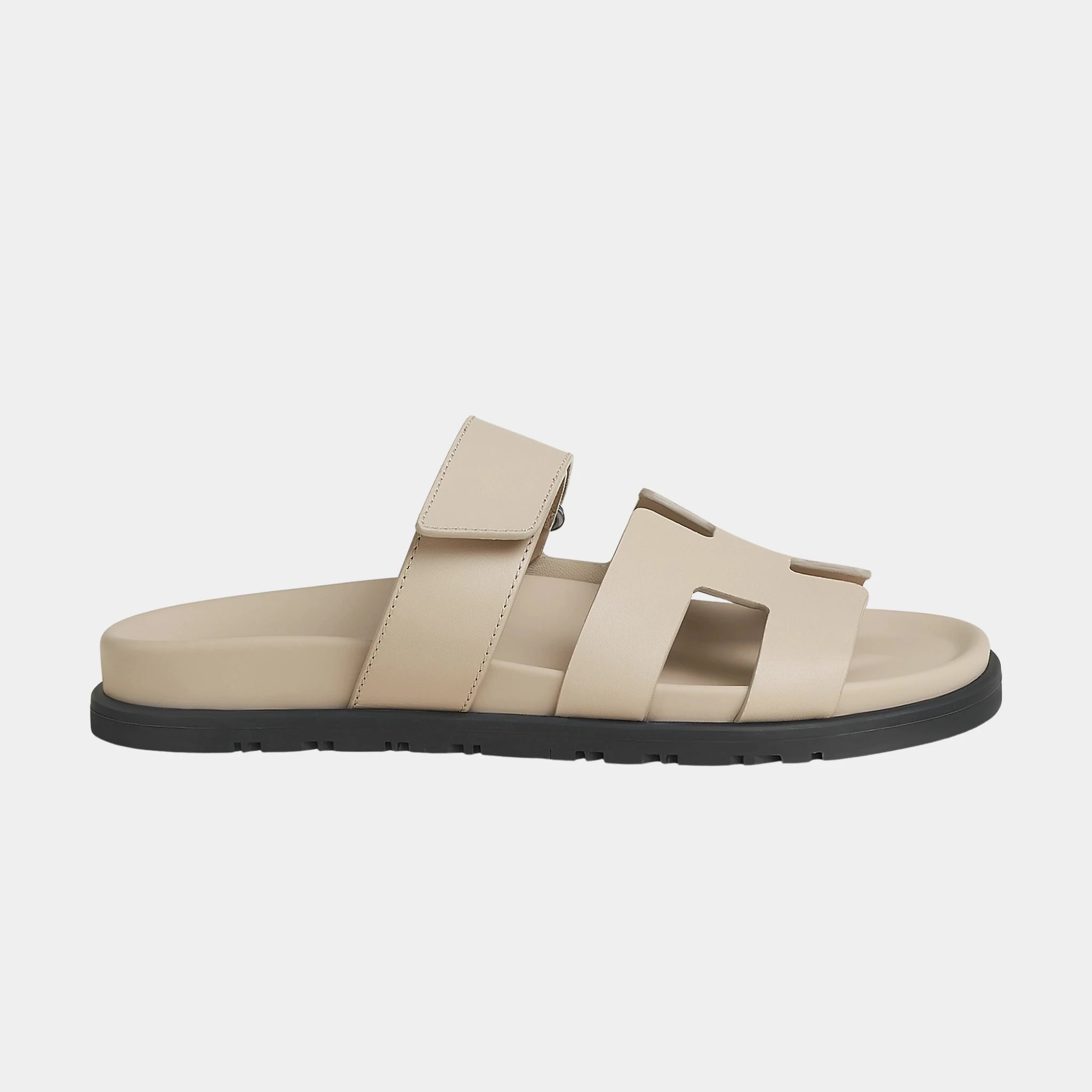 Hermes Chypre Sandal Calfskin Women, Beige Nomade, Side